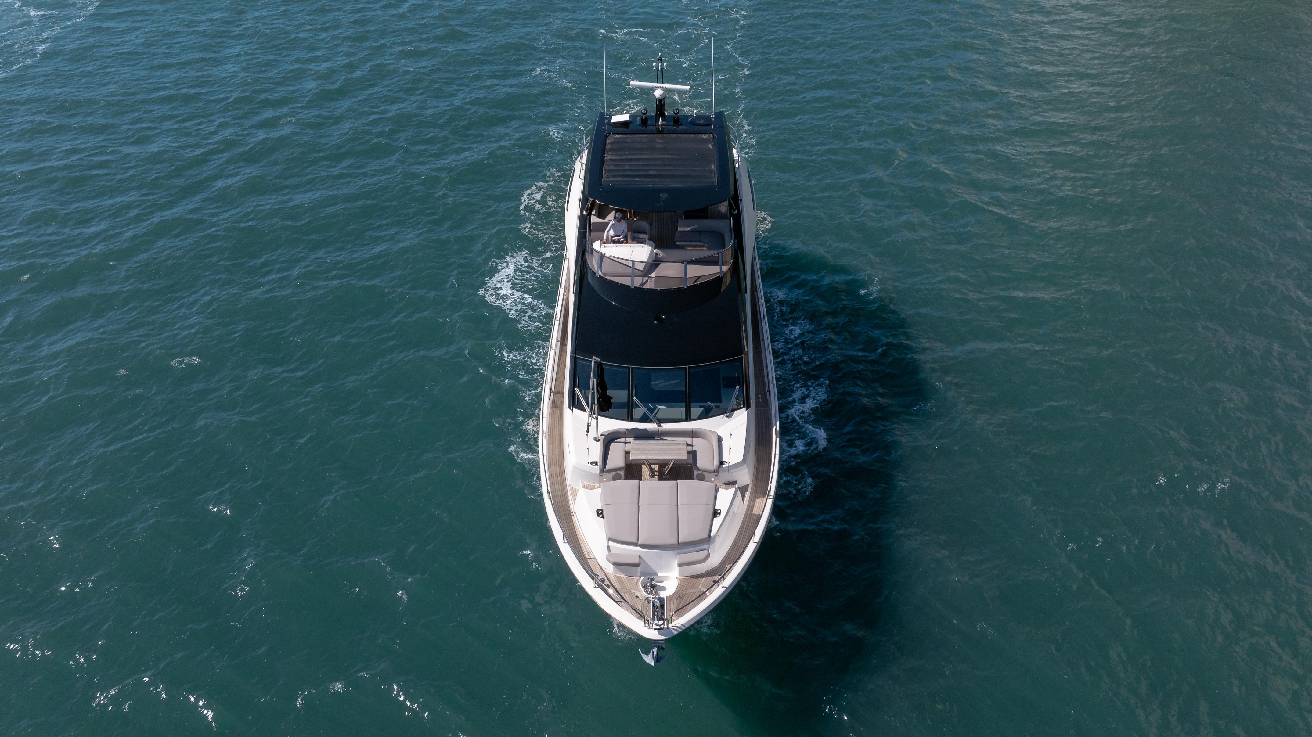 2025 Sunseeker 88 Yacht – photo 13
