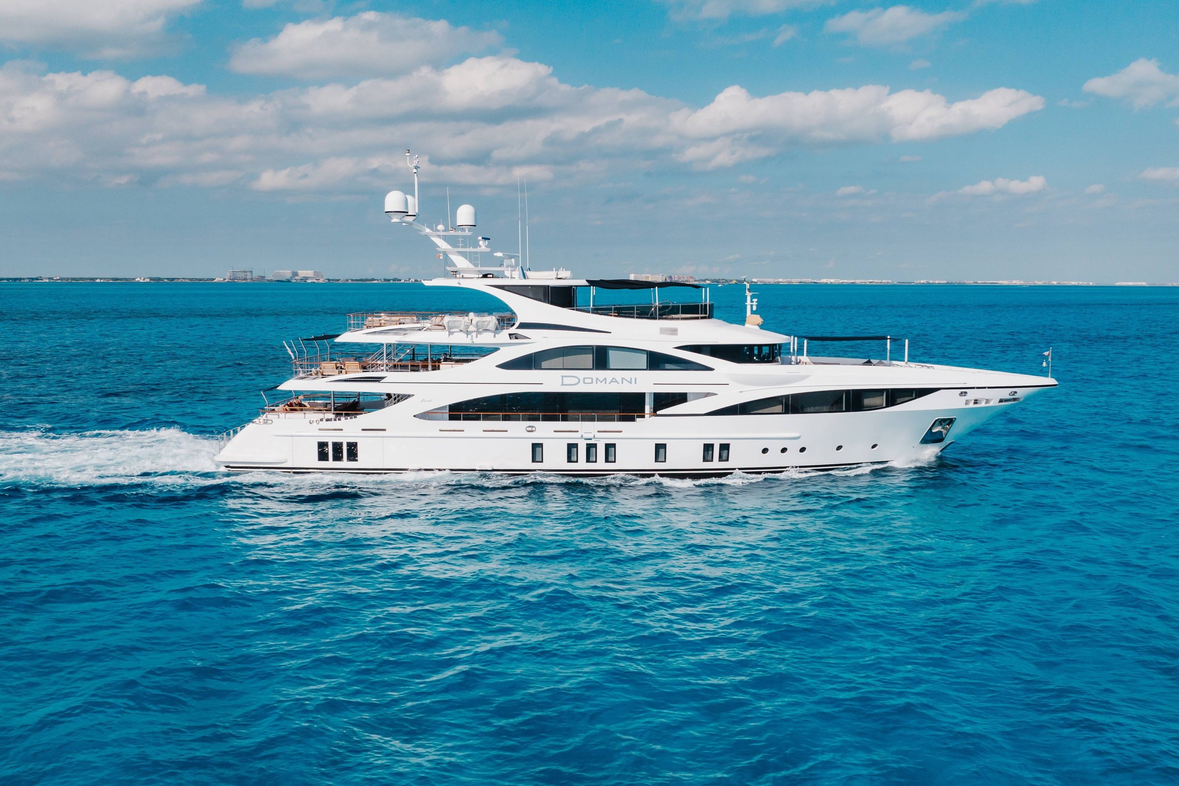Benetti Custom Built – photo 2