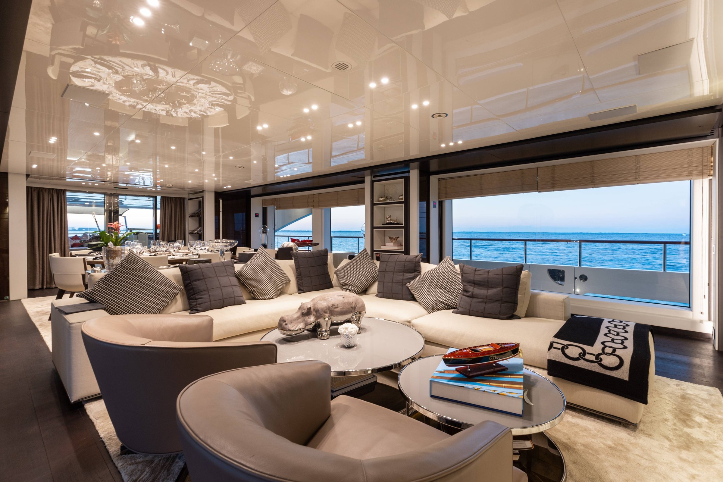 Benetti Custom Built – photo 6