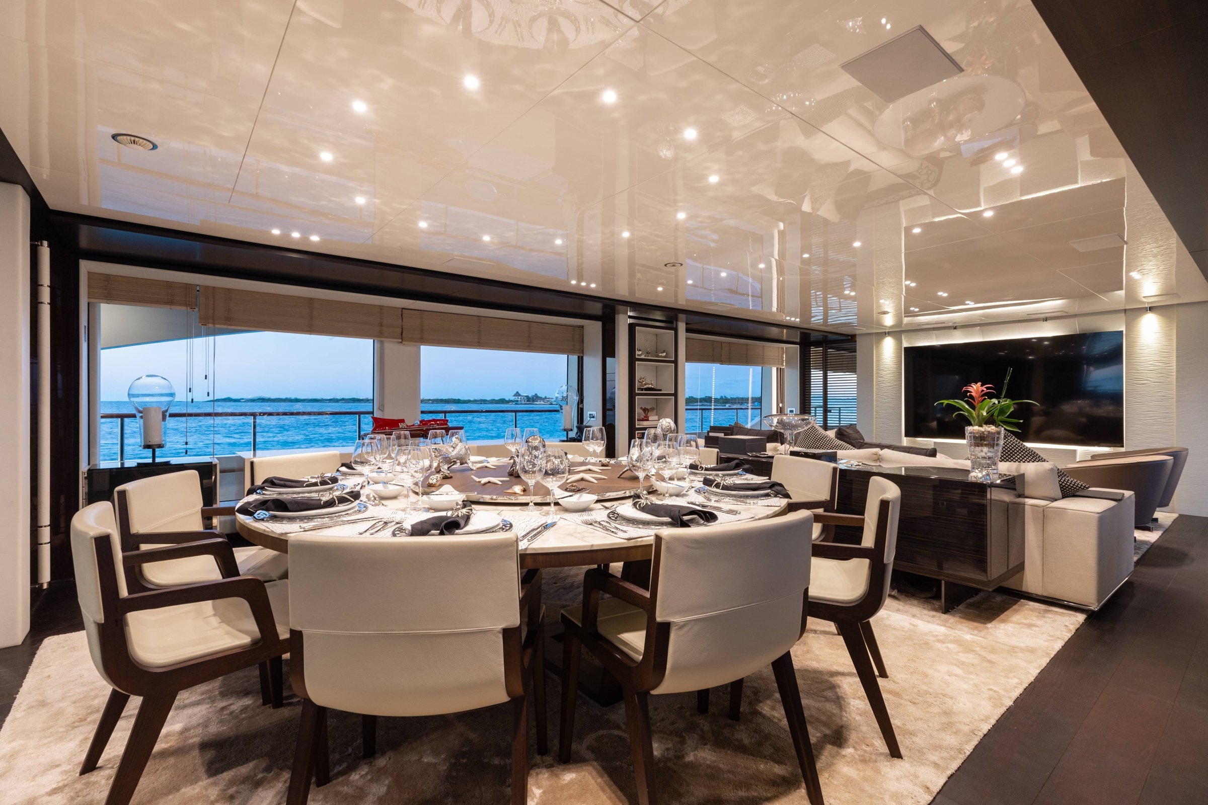 Benetti Custom Built – photo 7