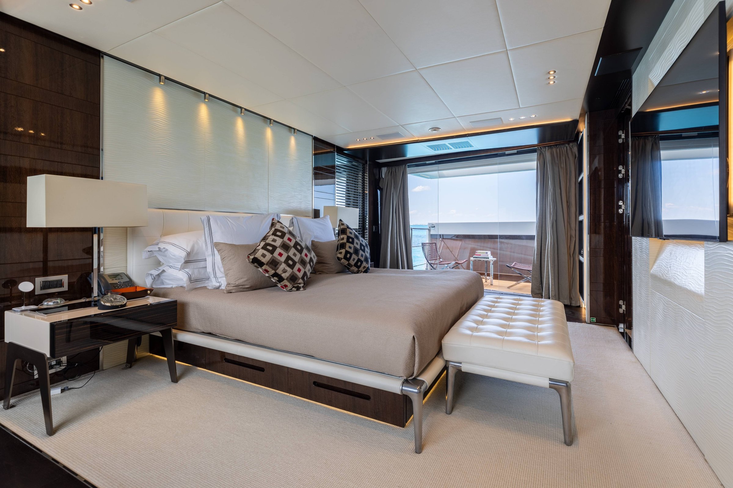 Benetti Custom Built – photo 14