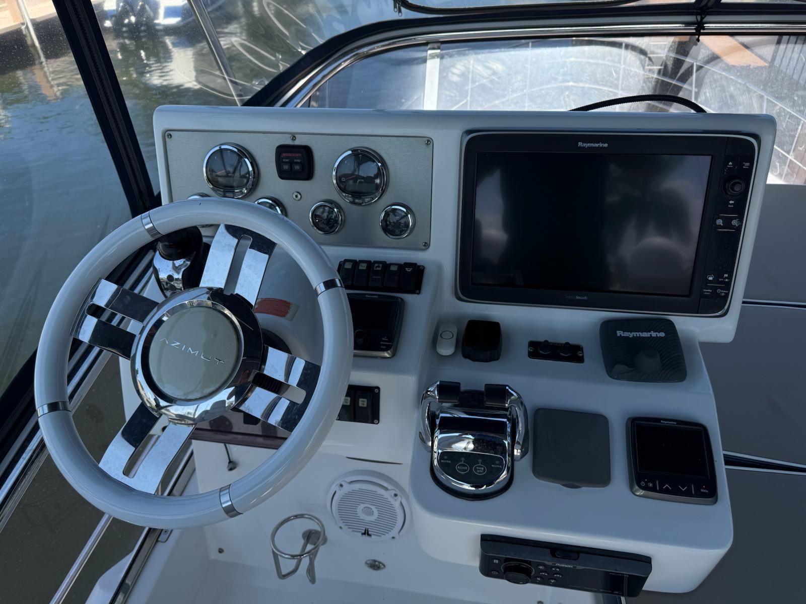 2014 Azimut 45 Flybridge – photo 8