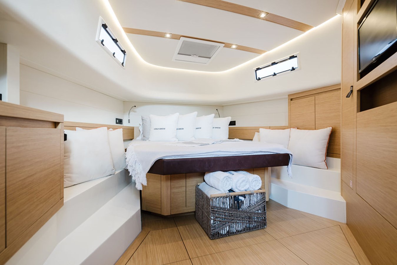 2022 Pardo Yachts Pardo 43 – photo 4