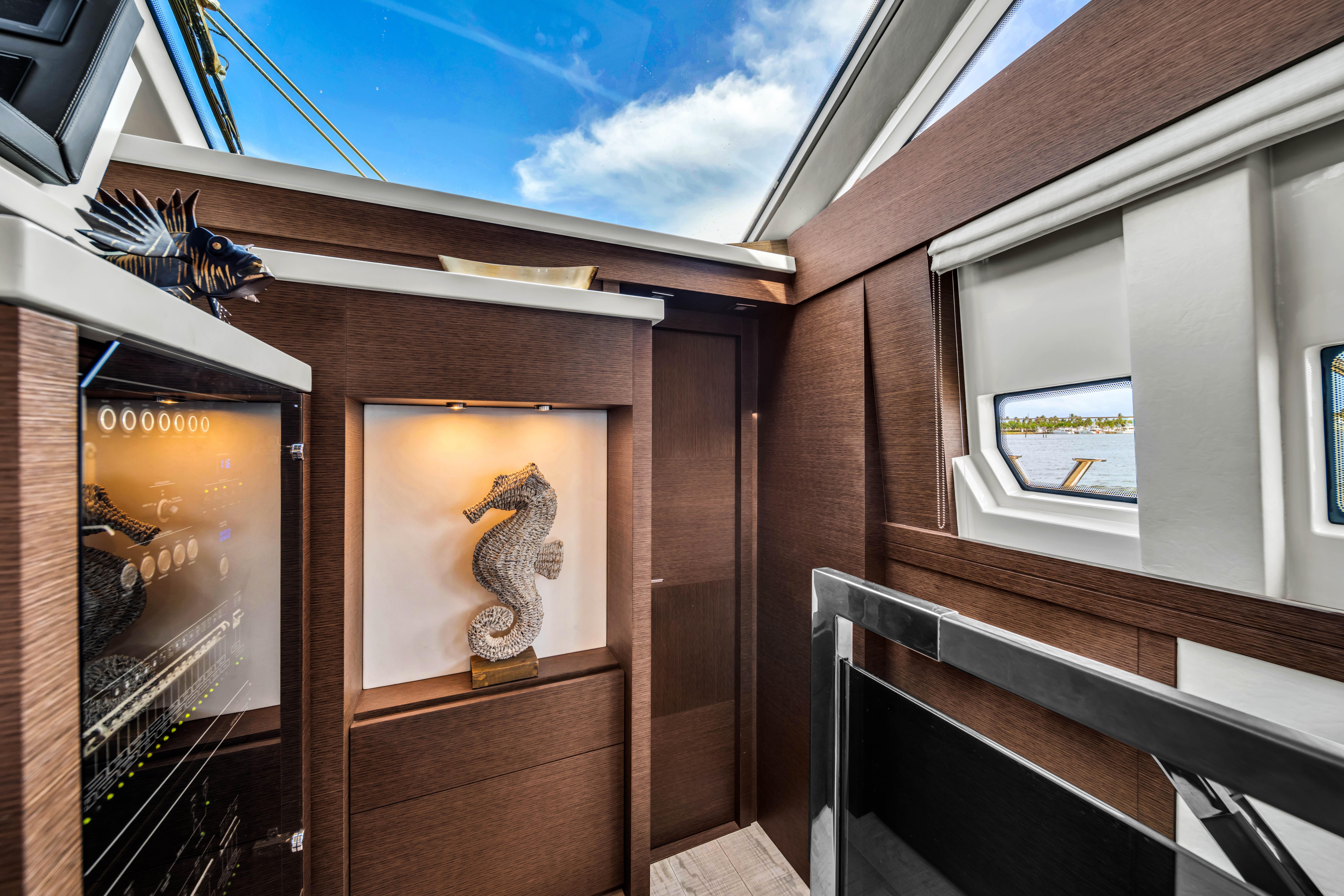 2015 Prestige 750 – photo 34