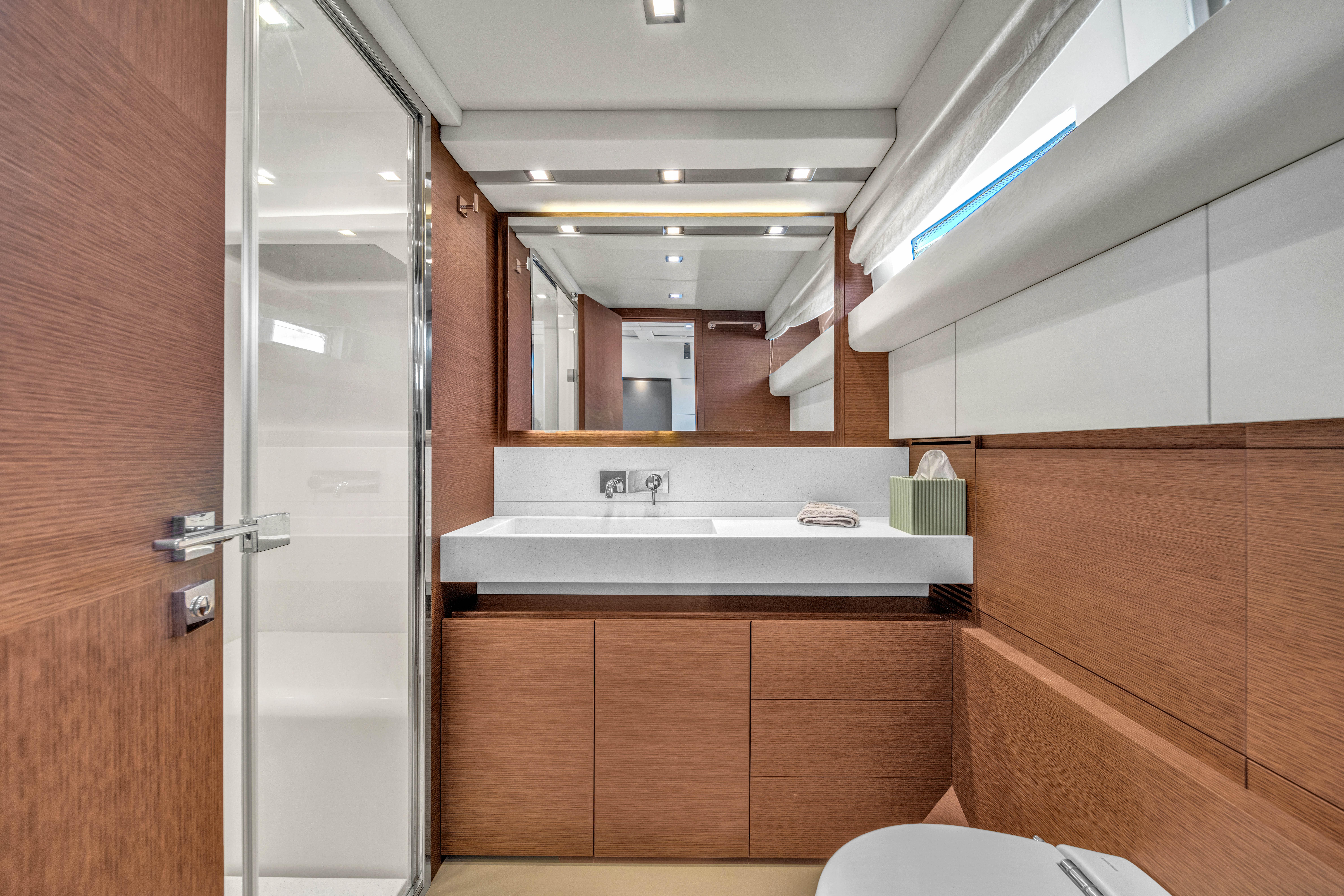 2015 Prestige 750 – photo 43