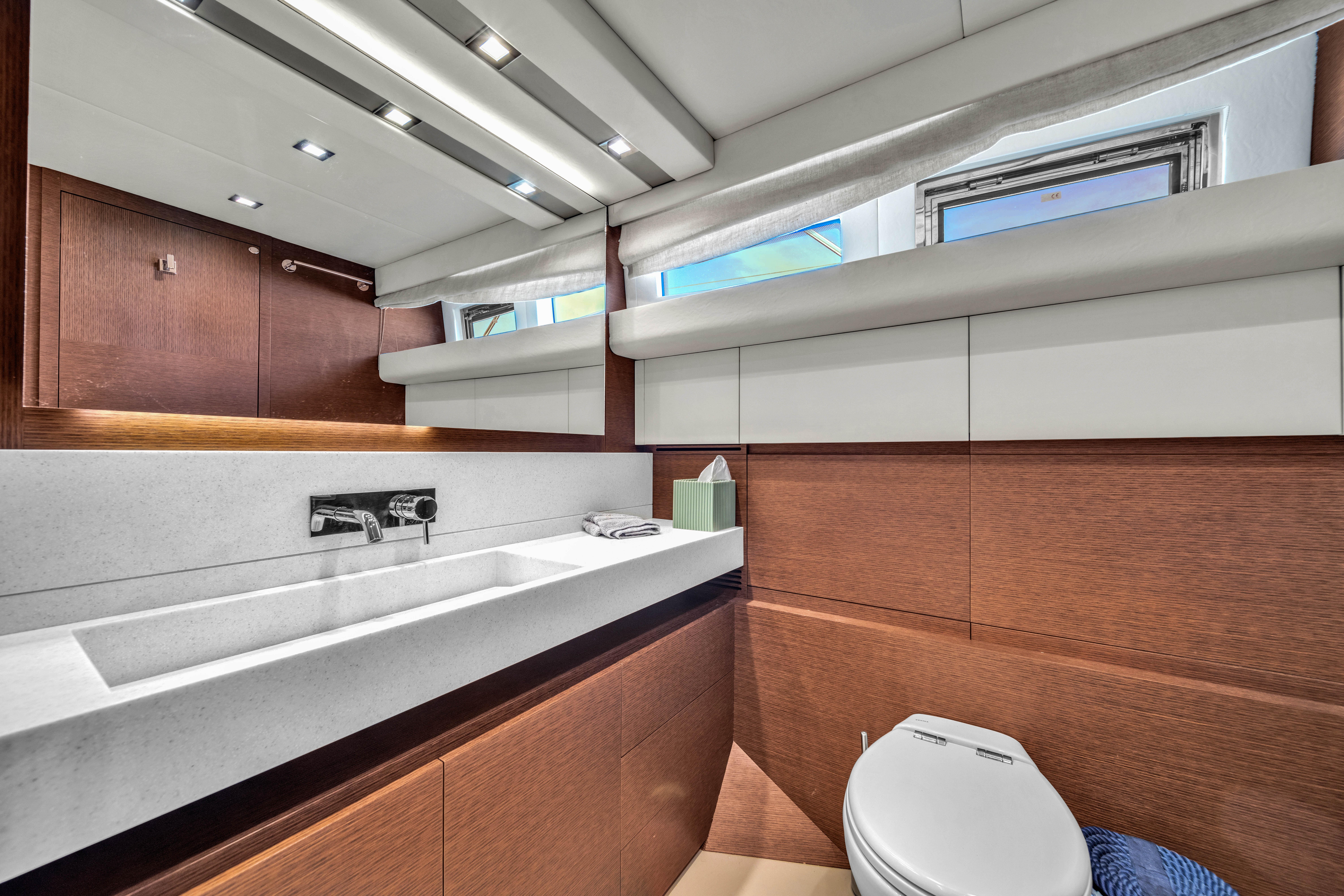2015 Prestige 750 – photo 44