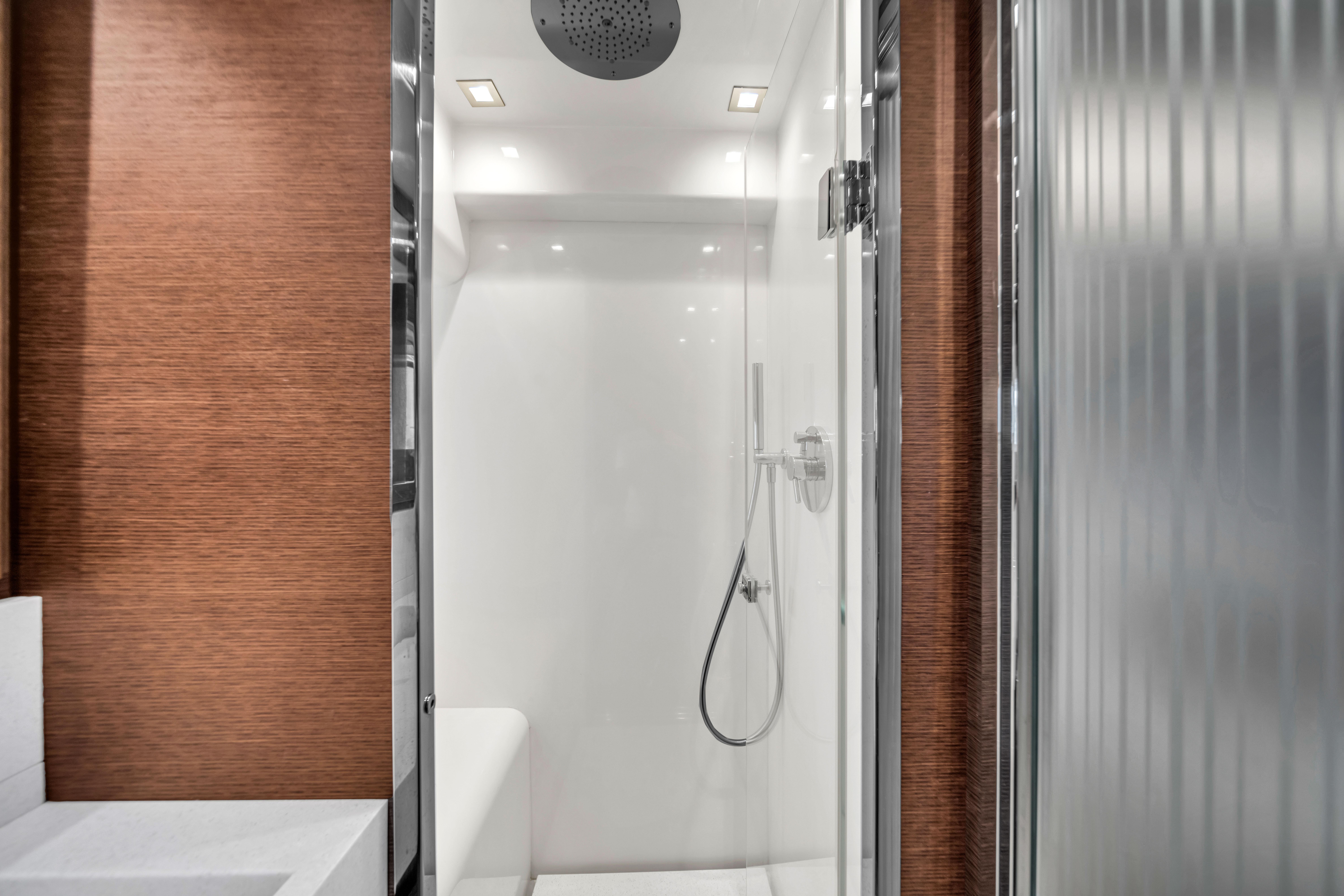 2015 Prestige 750 – photo 52