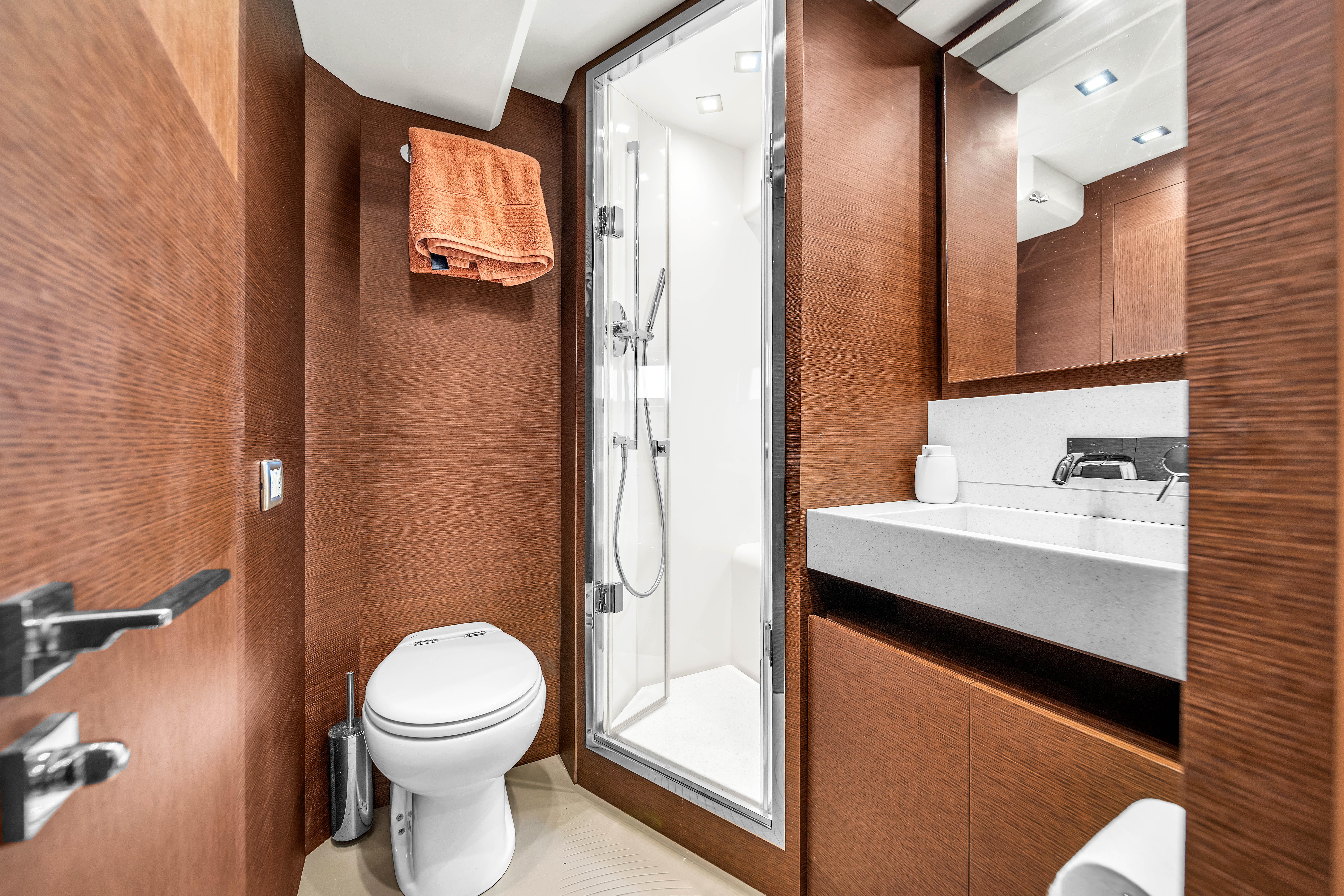 2015 Prestige 750 – photo 56