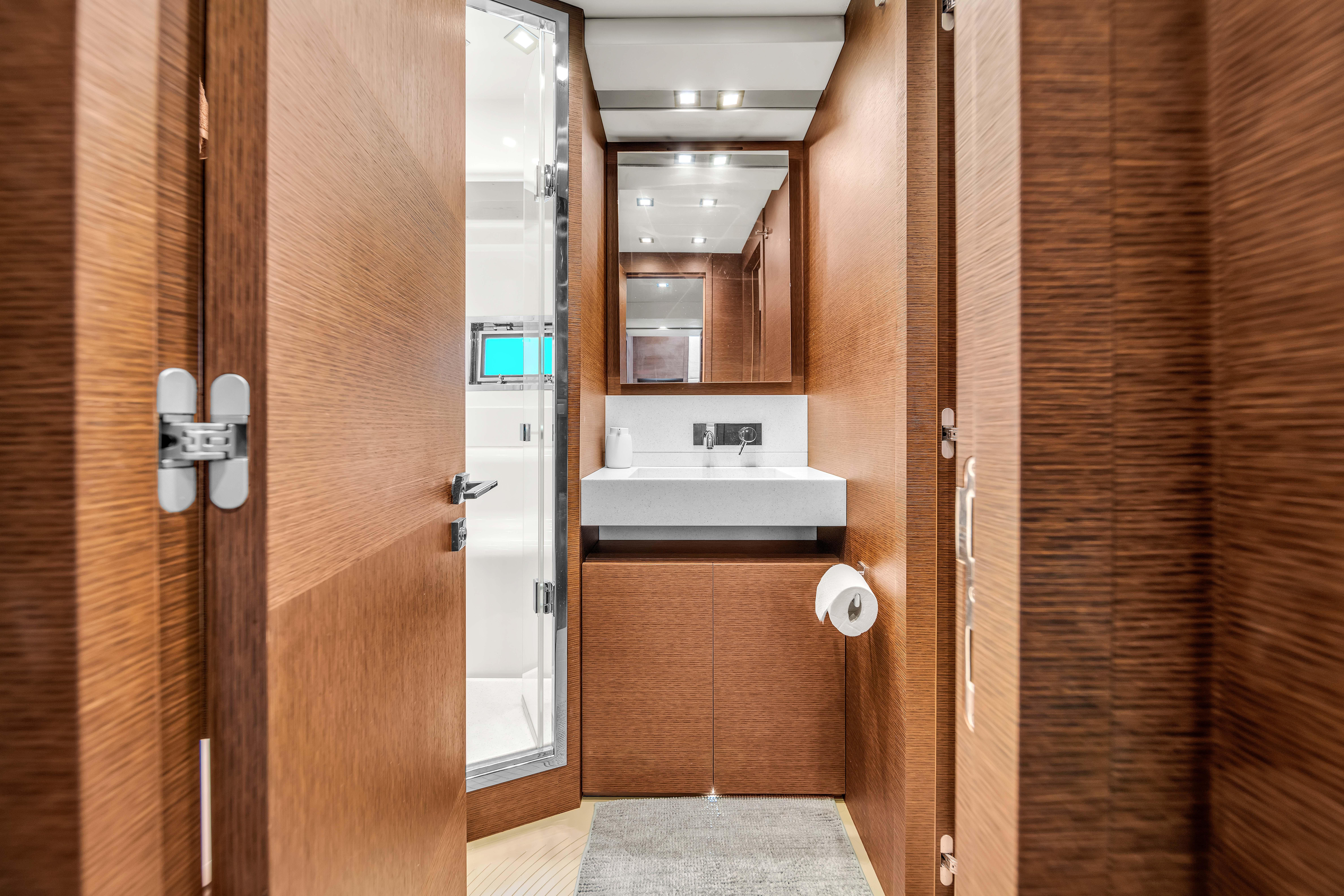 2015 Prestige 750 – photo 57
