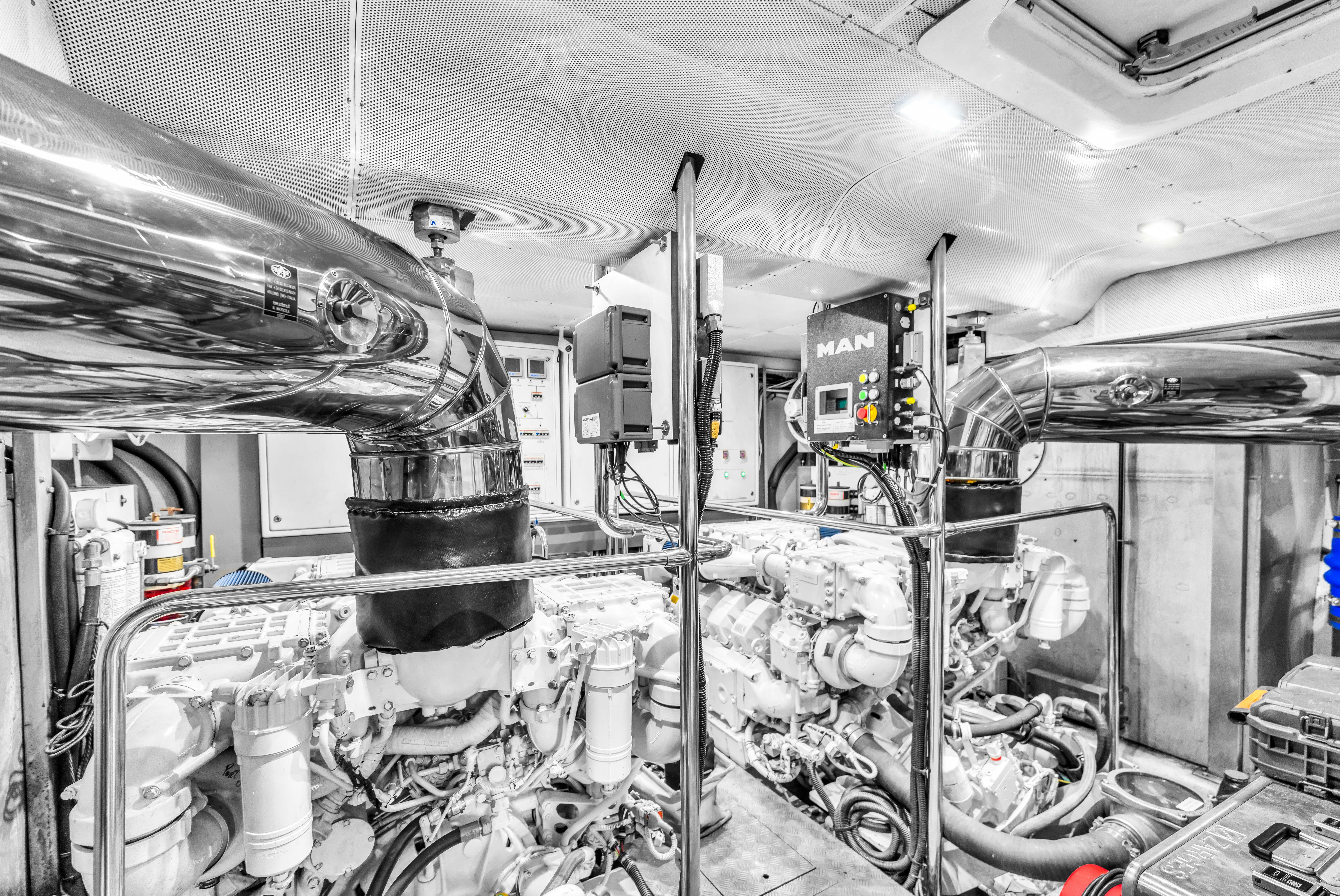 2015 Prestige 750 – photo 69