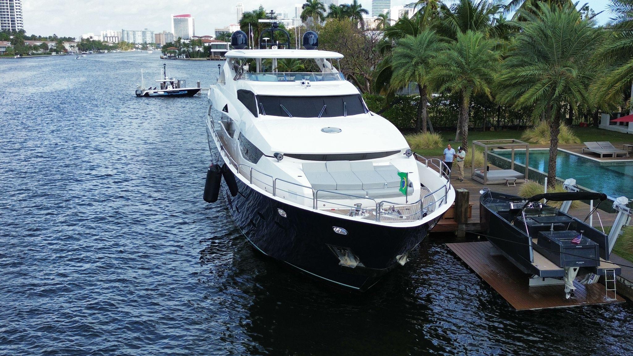 2012 Sunseeker 112 – photo 3