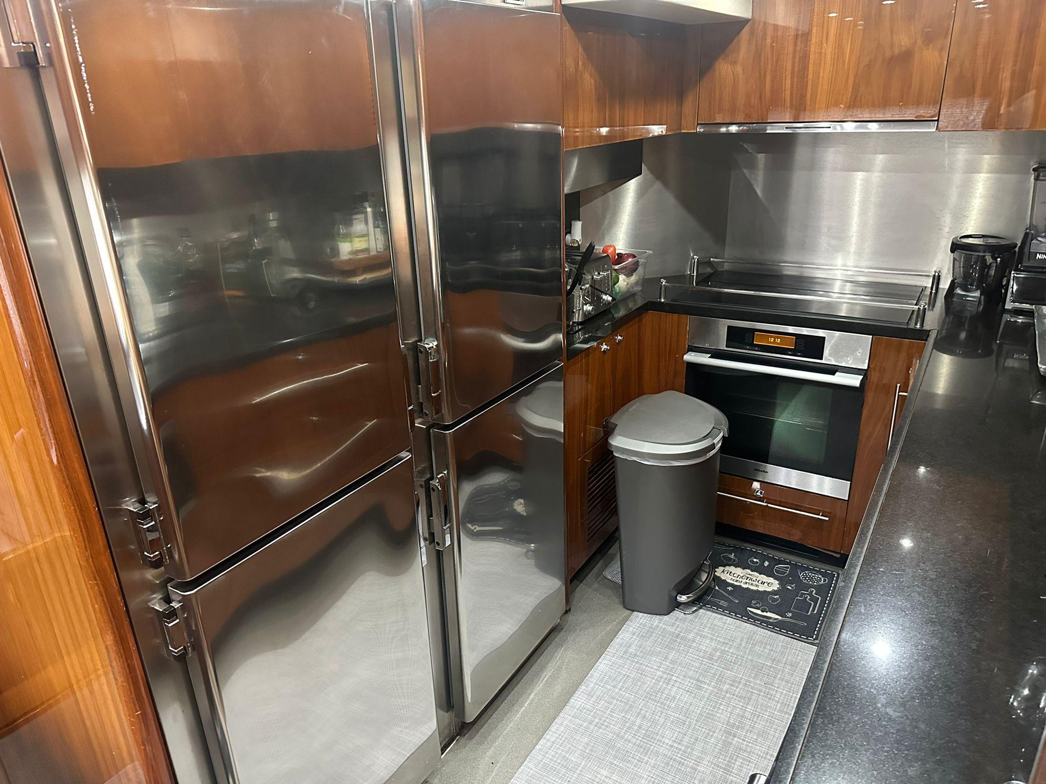 2012 Sunseeker 112 – photo 38