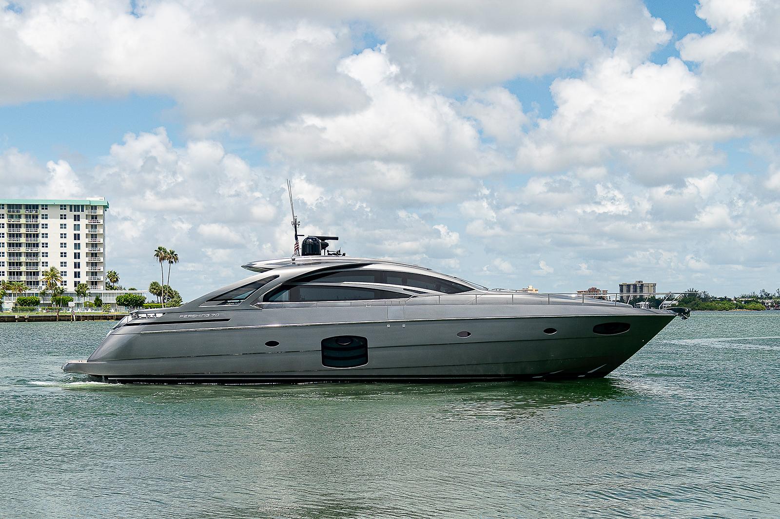 2015 Pershing 7X – photo 12