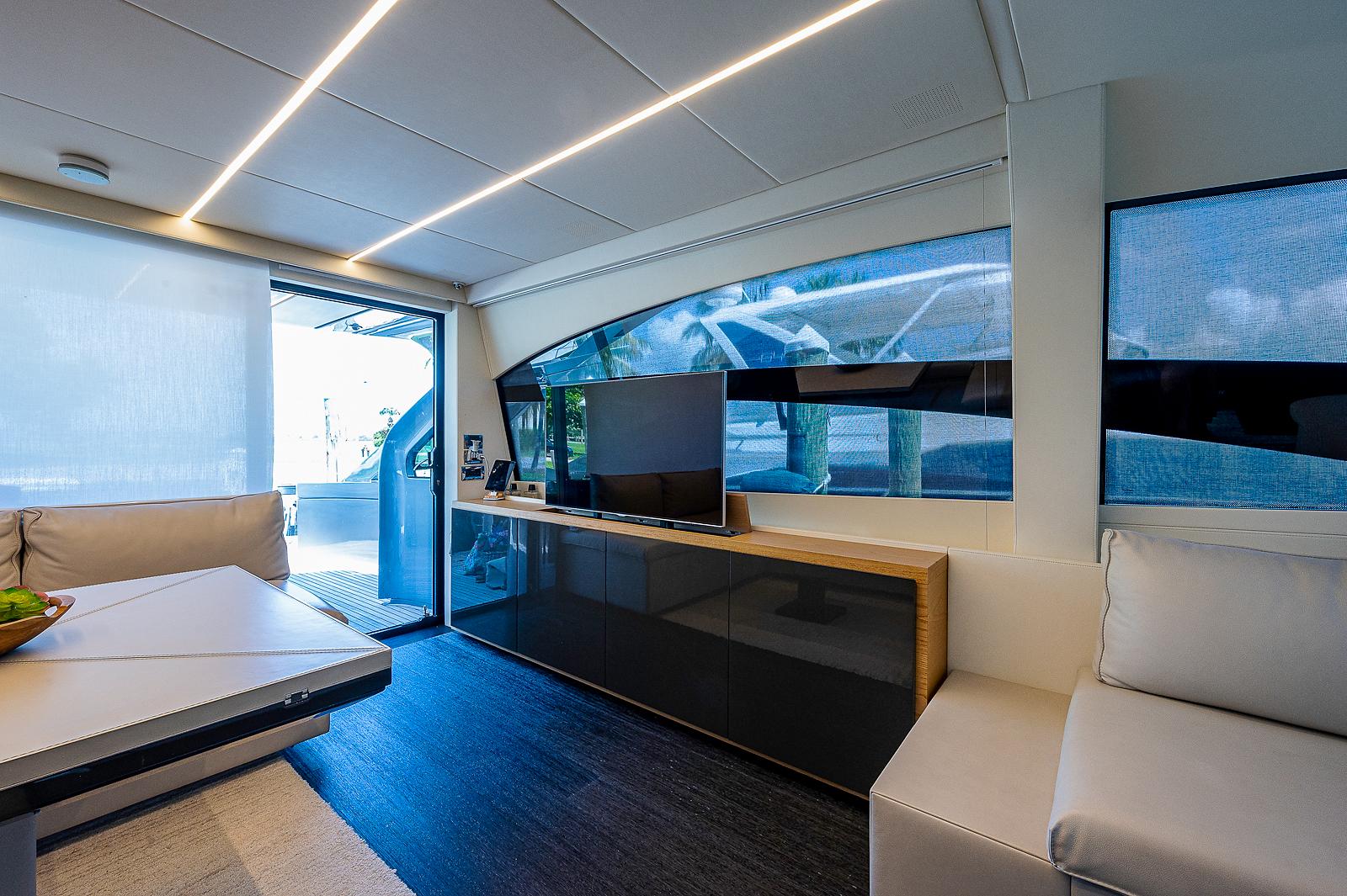 2015 Pershing 7X – photo 65