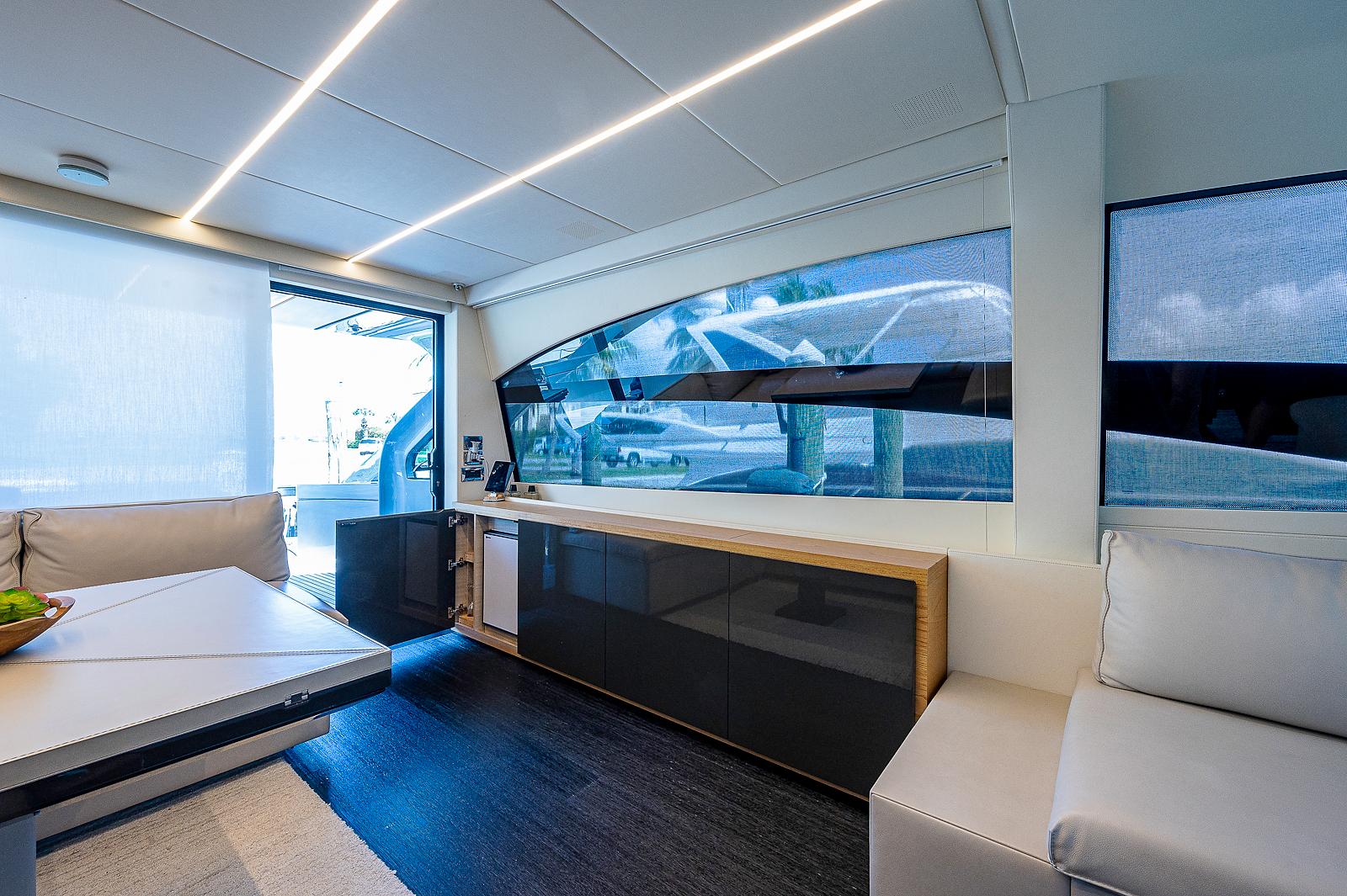 2015 Pershing 7X – photo 66
