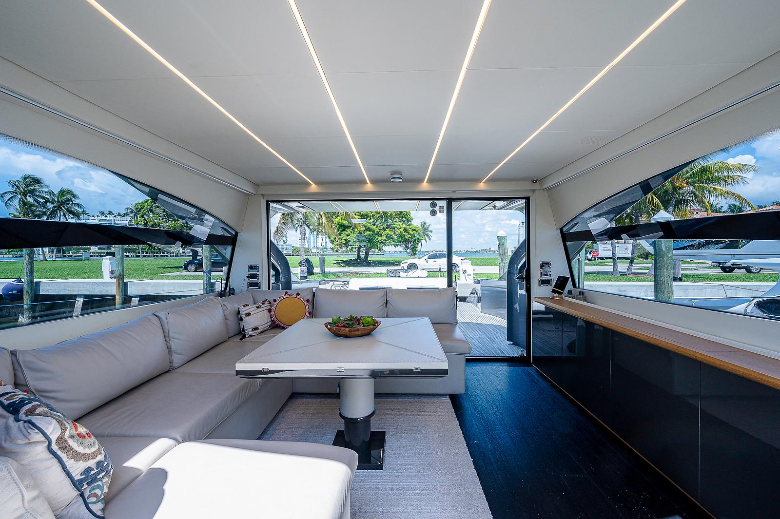2015 Pershing 7X – photo 69