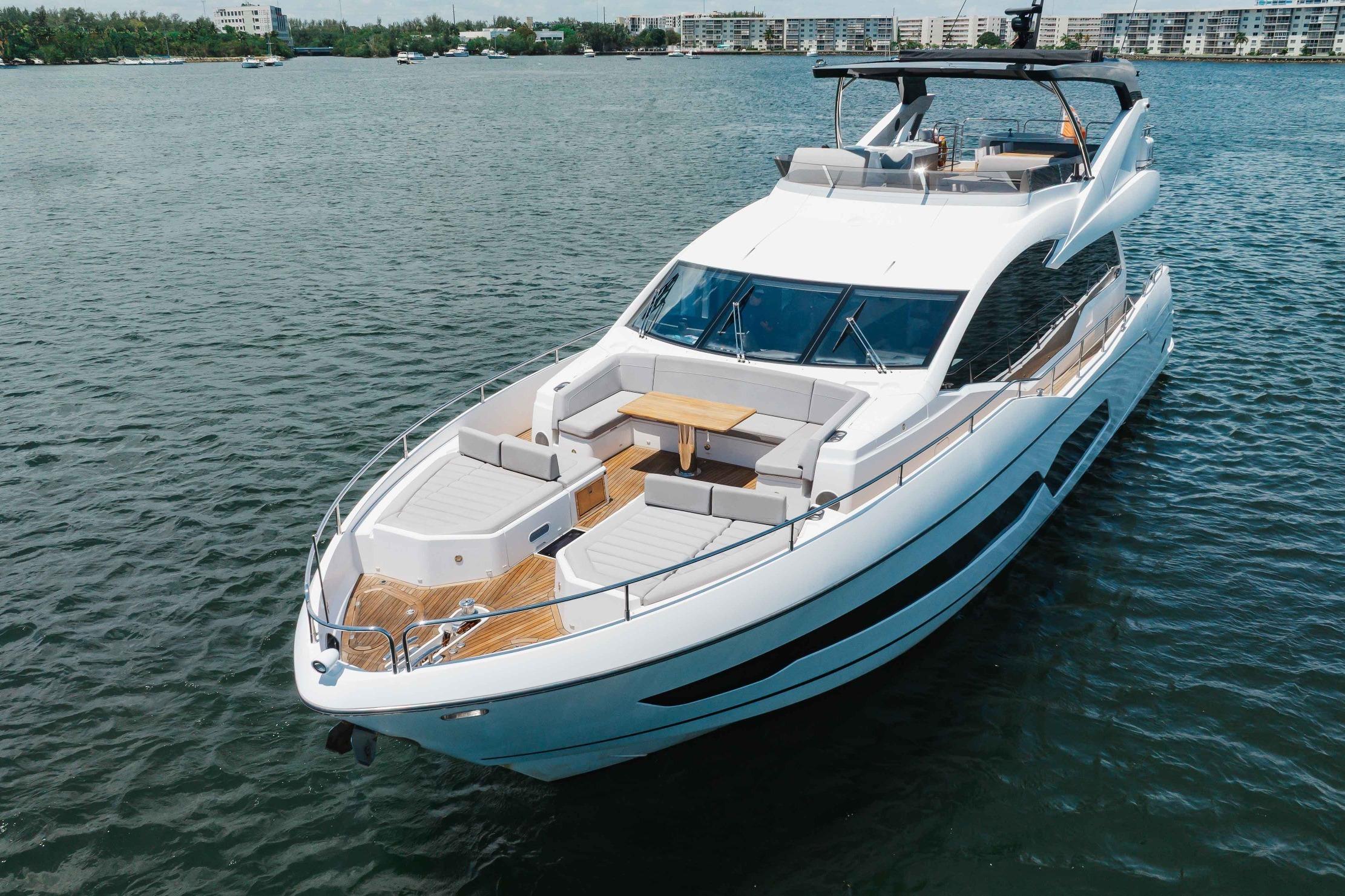 2022 Sunseeker 76 Yacht – photo 10