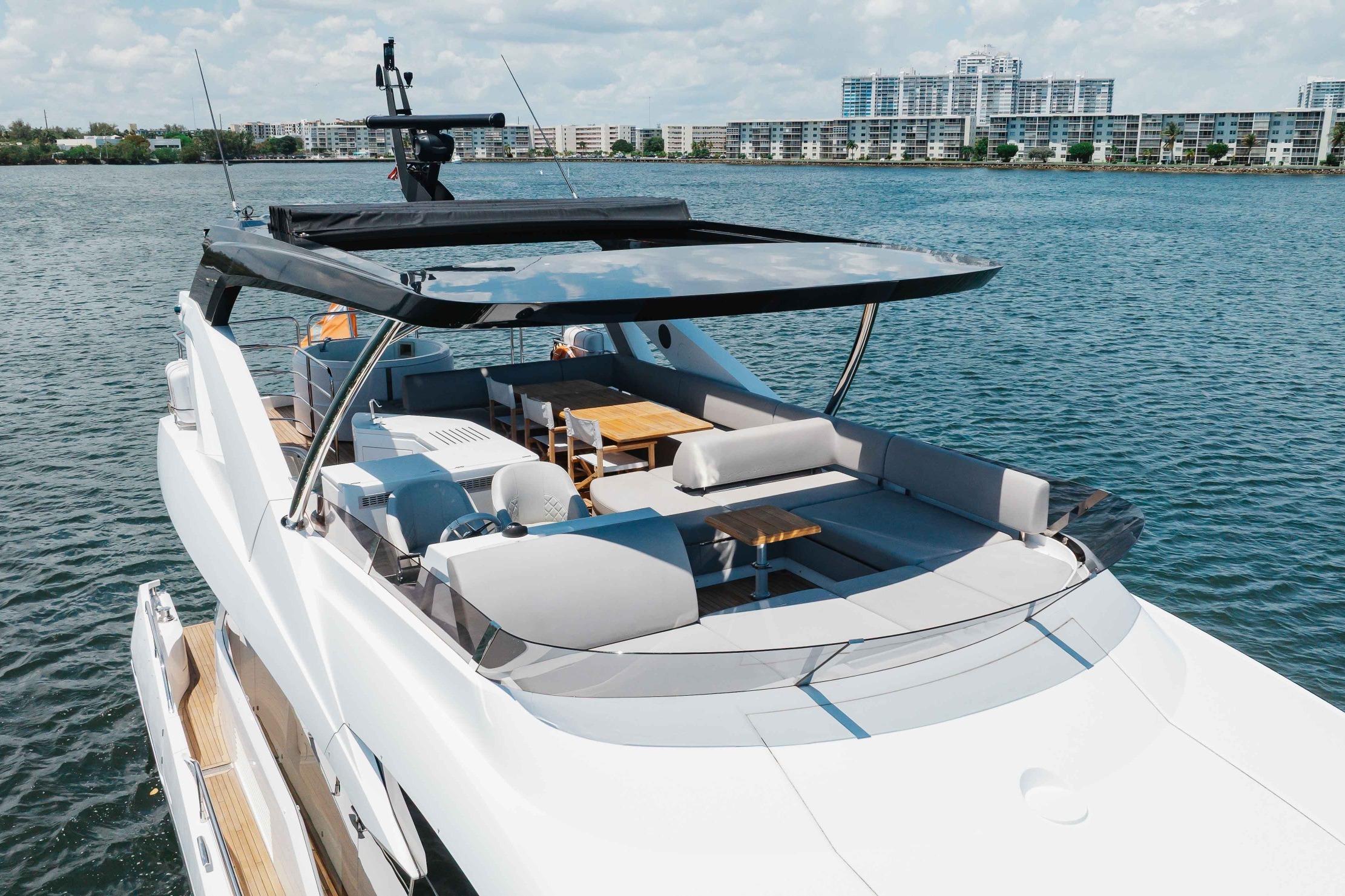 2022 Sunseeker 76 Yacht – photo 15
