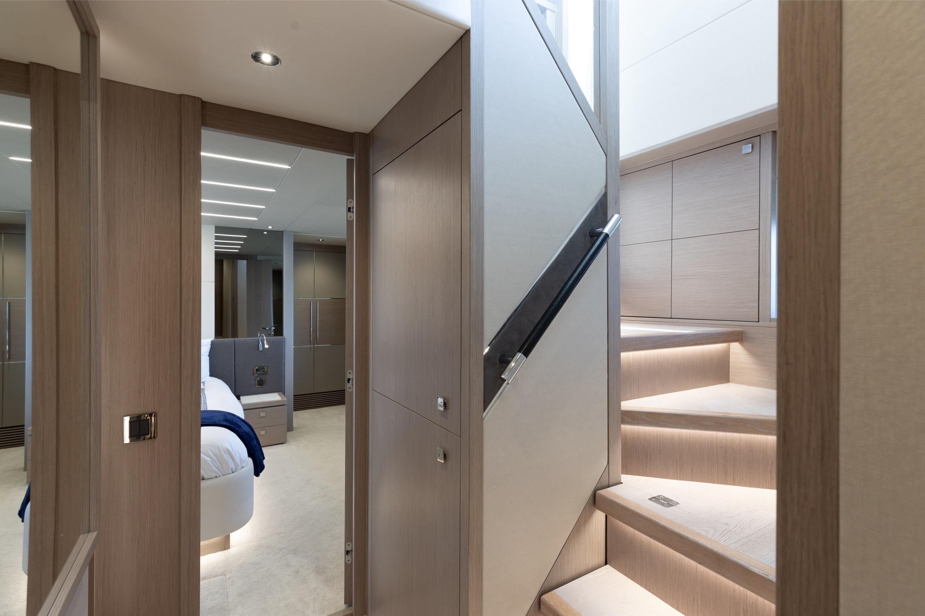 2022 Sunseeker 76 Yacht – photo 36