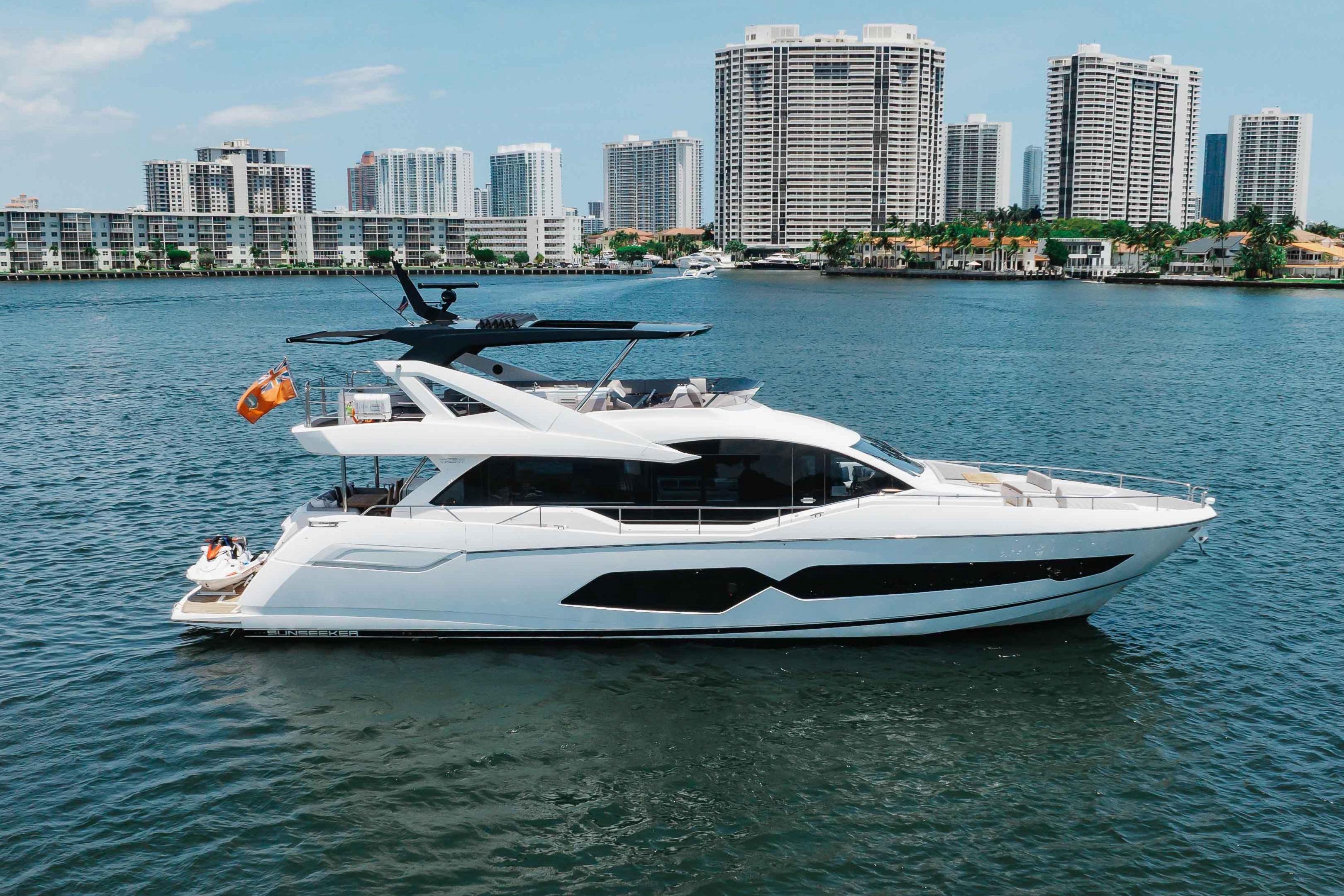 2022 Sunseeker 76 Yacht – photo 6