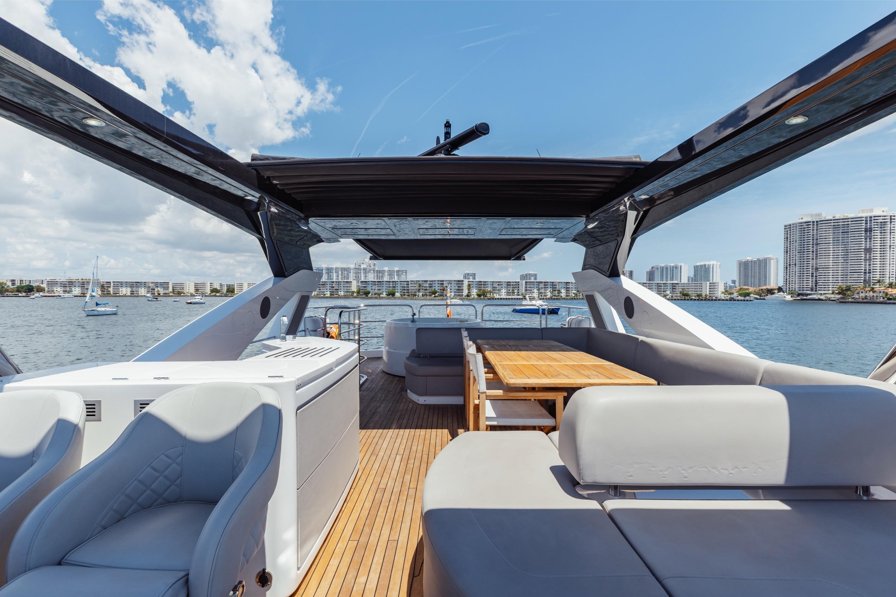 2022 Sunseeker 76 Yacht – photo 60