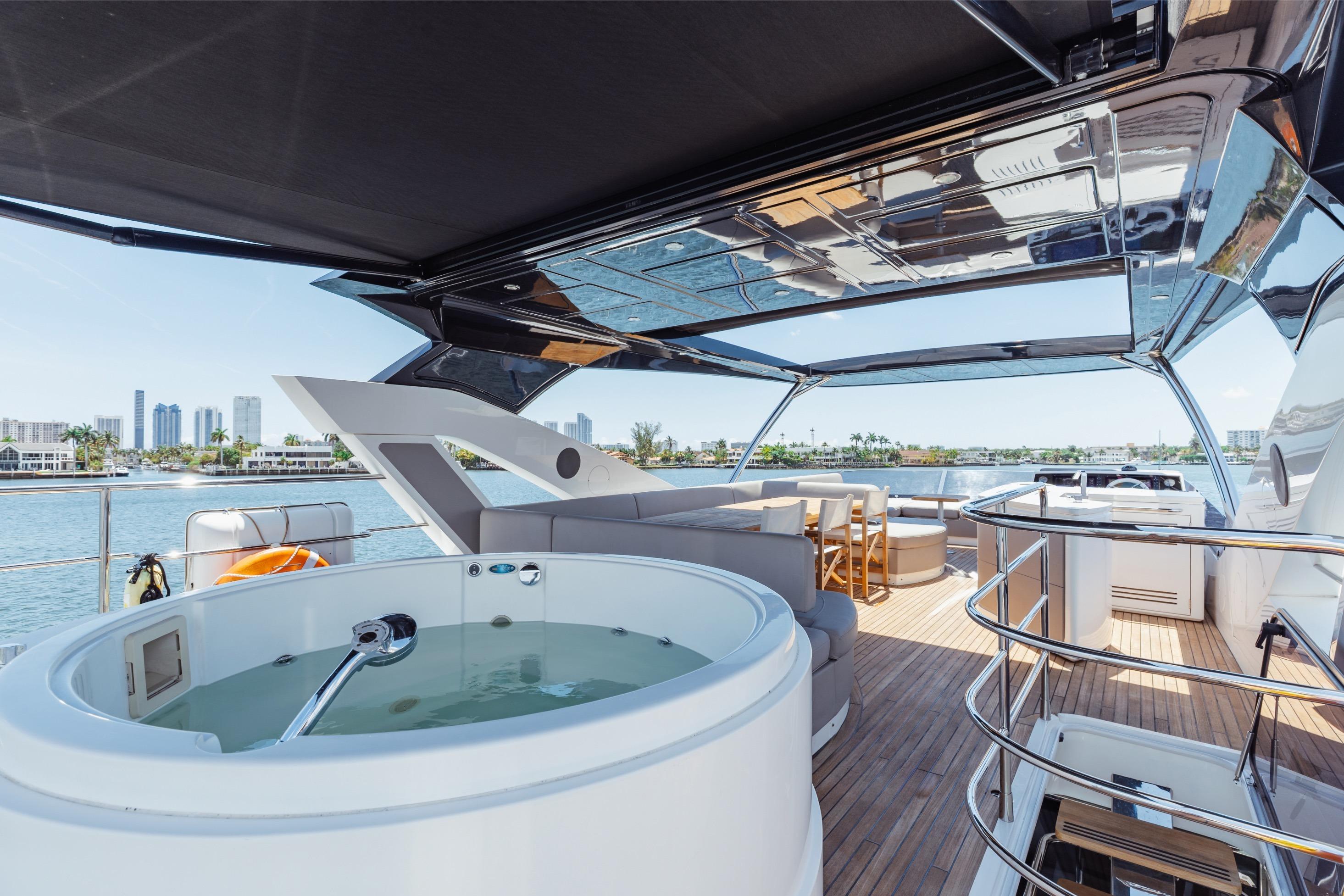 2022 Sunseeker 76 Yacht – photo 63