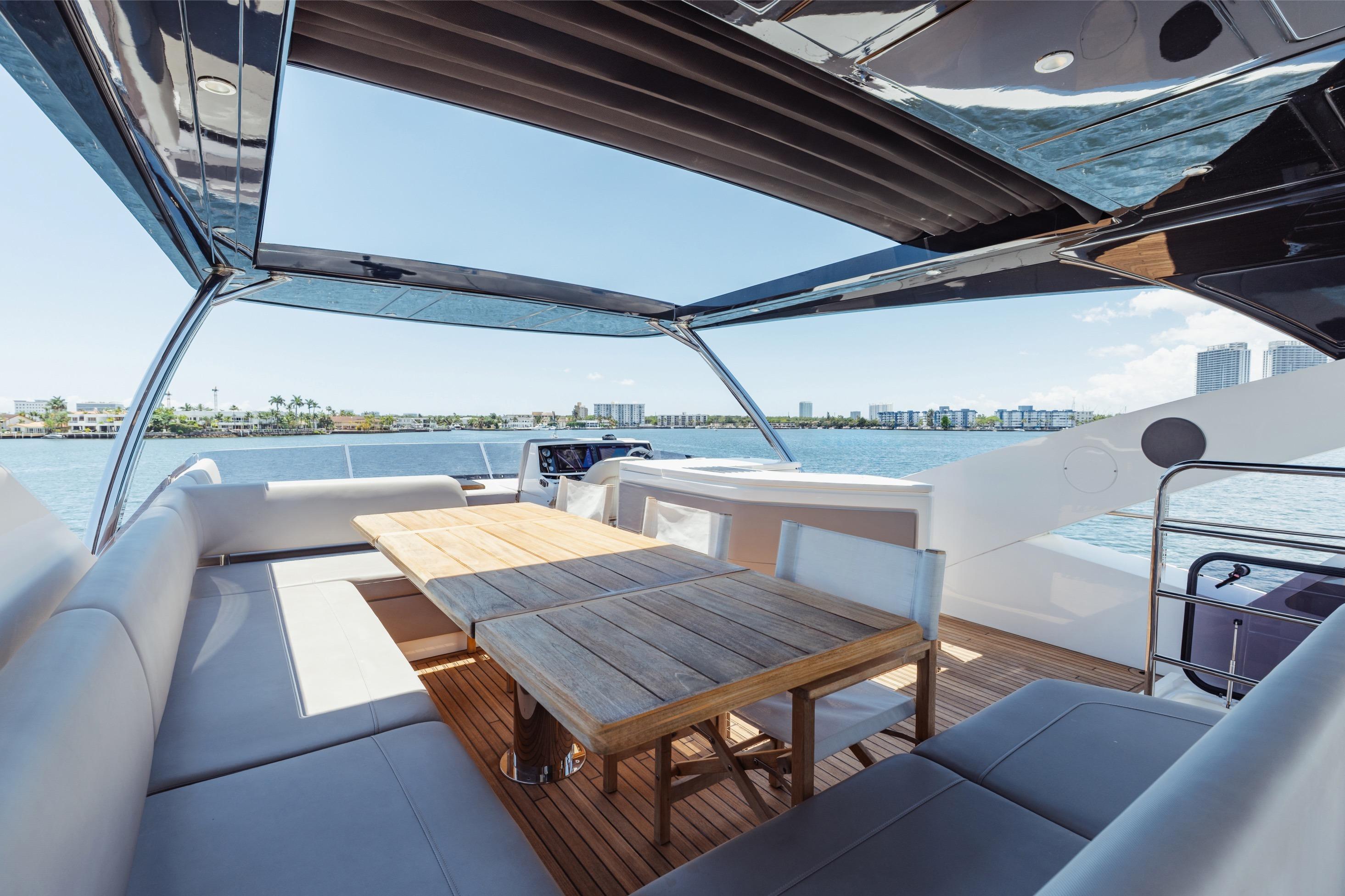 2022 Sunseeker 76 Yacht – photo 66