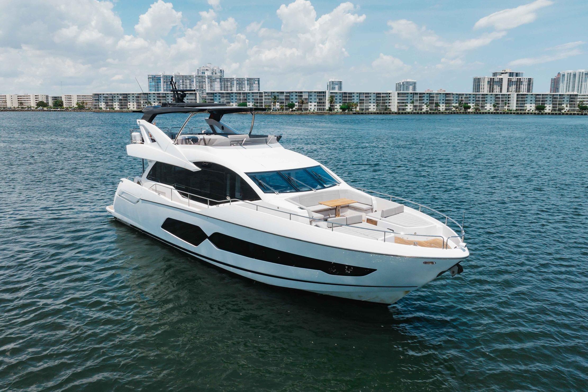 2022 Sunseeker 76 Yacht – photo 8
