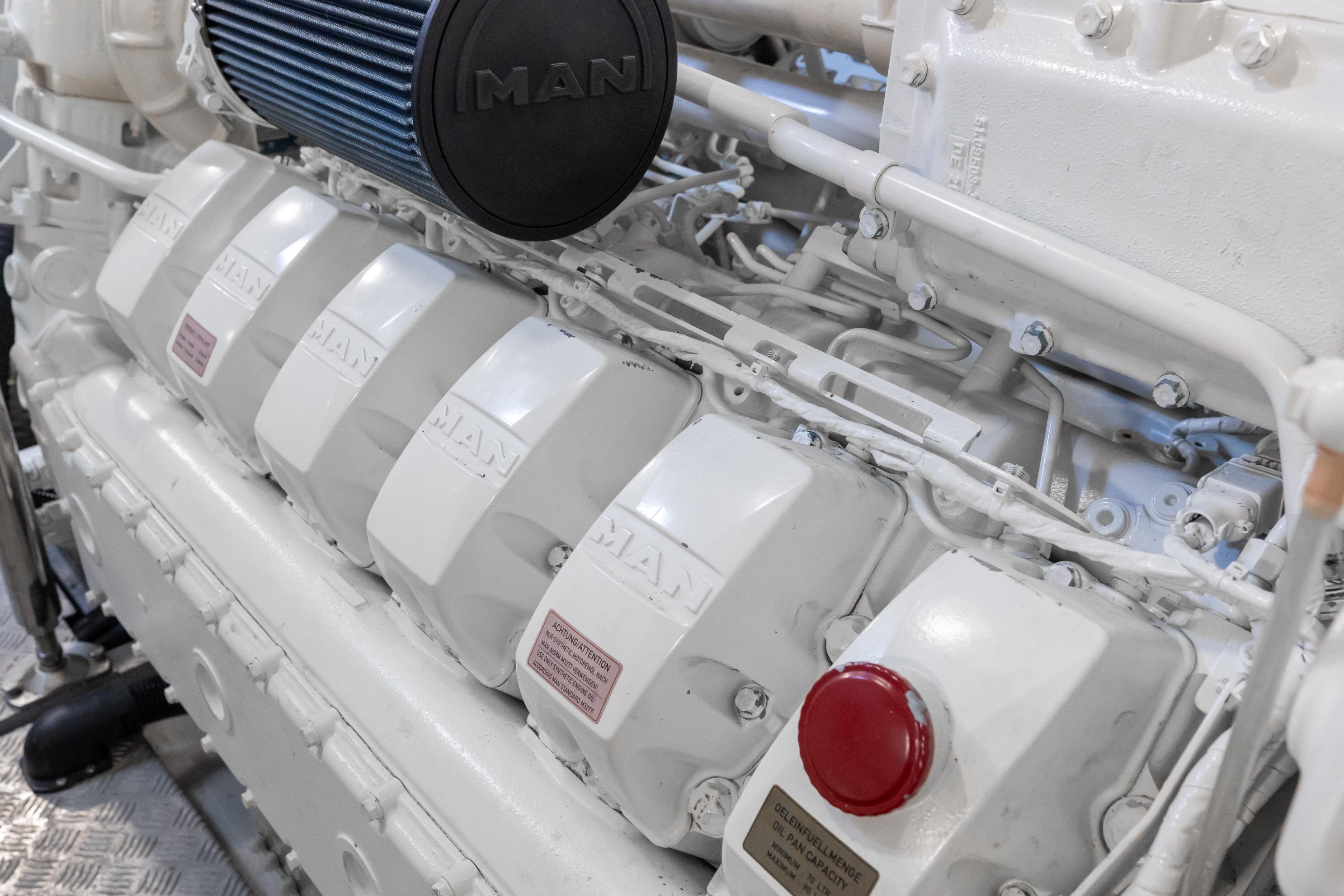 2022 Sunseeker 76 Yacht – photo 92