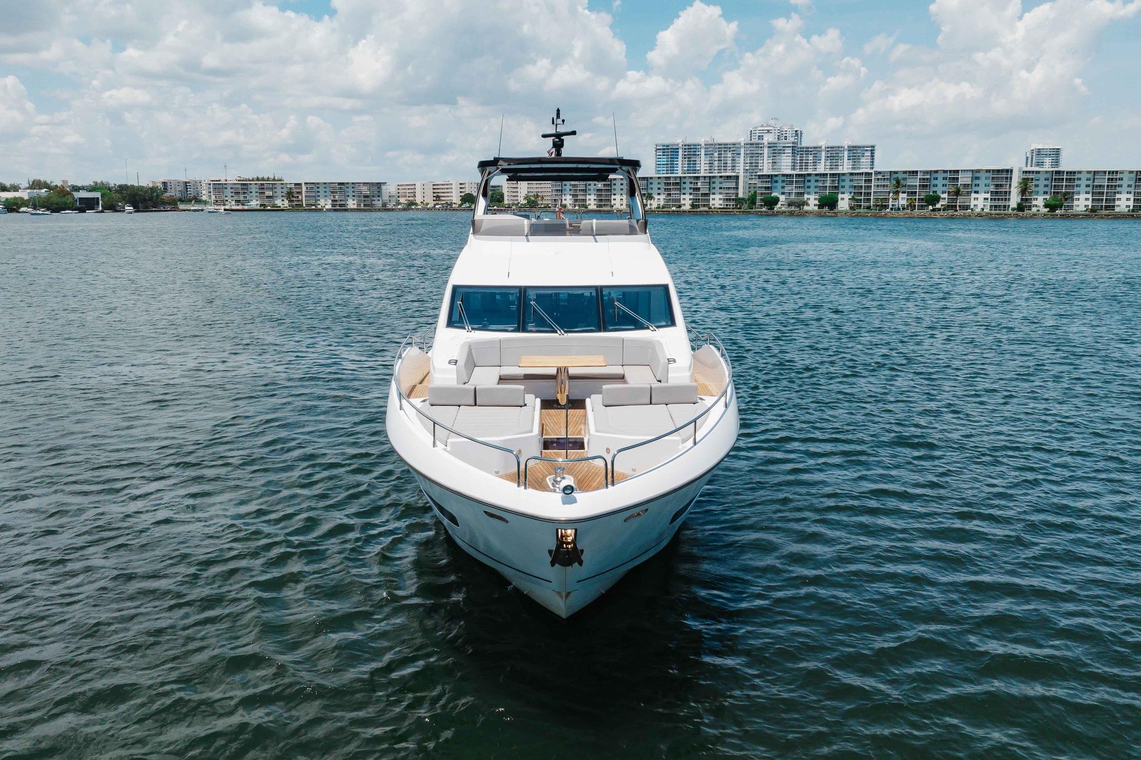 2022 Sunseeker 76 Yacht – photo 9