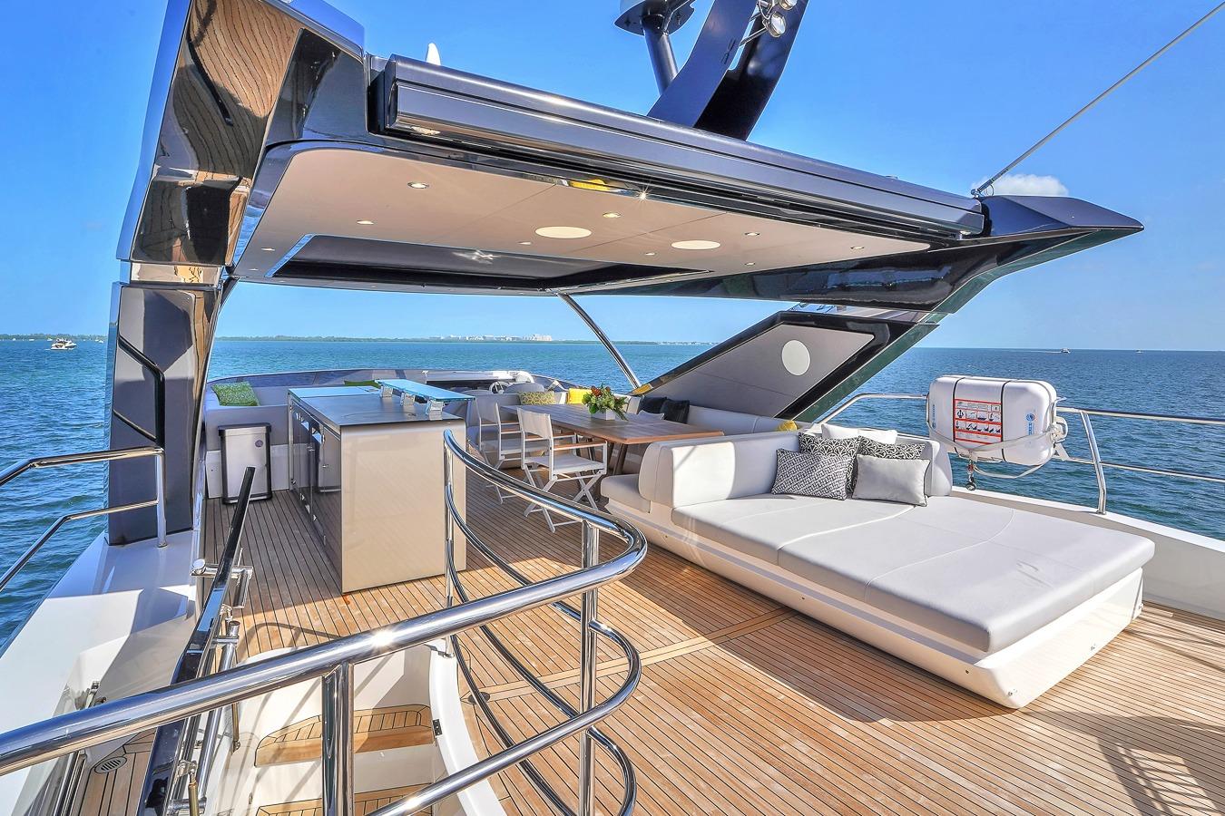 2024 Sunseeker 88 Yacht – photo 11