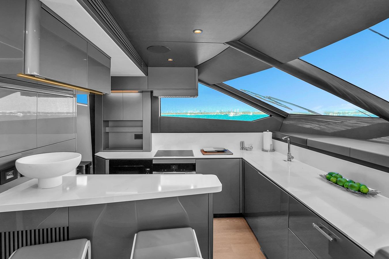2024 Sunseeker 88 Yacht – photo 23
