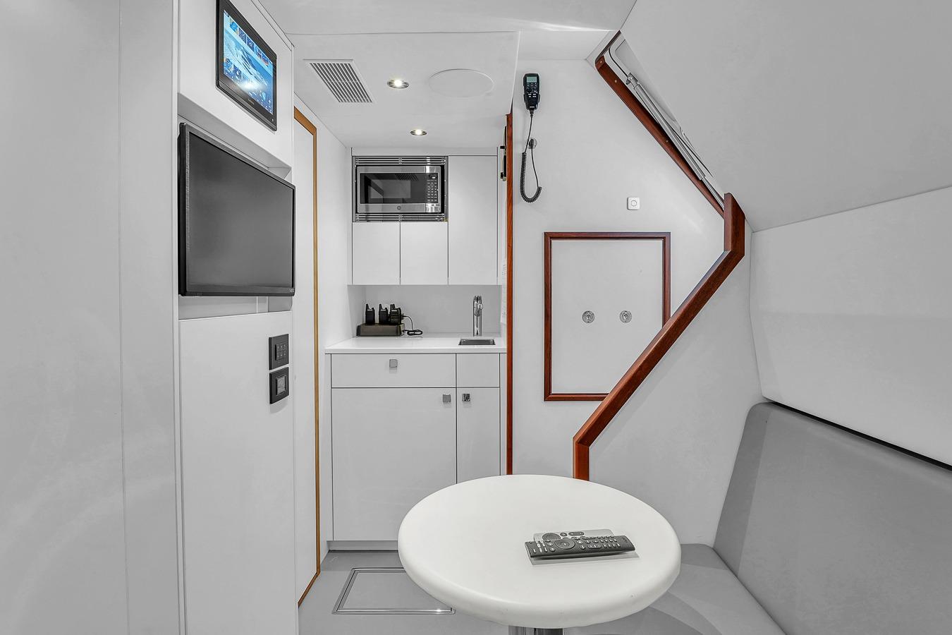 2024 Sunseeker 88 Yacht – photo 32