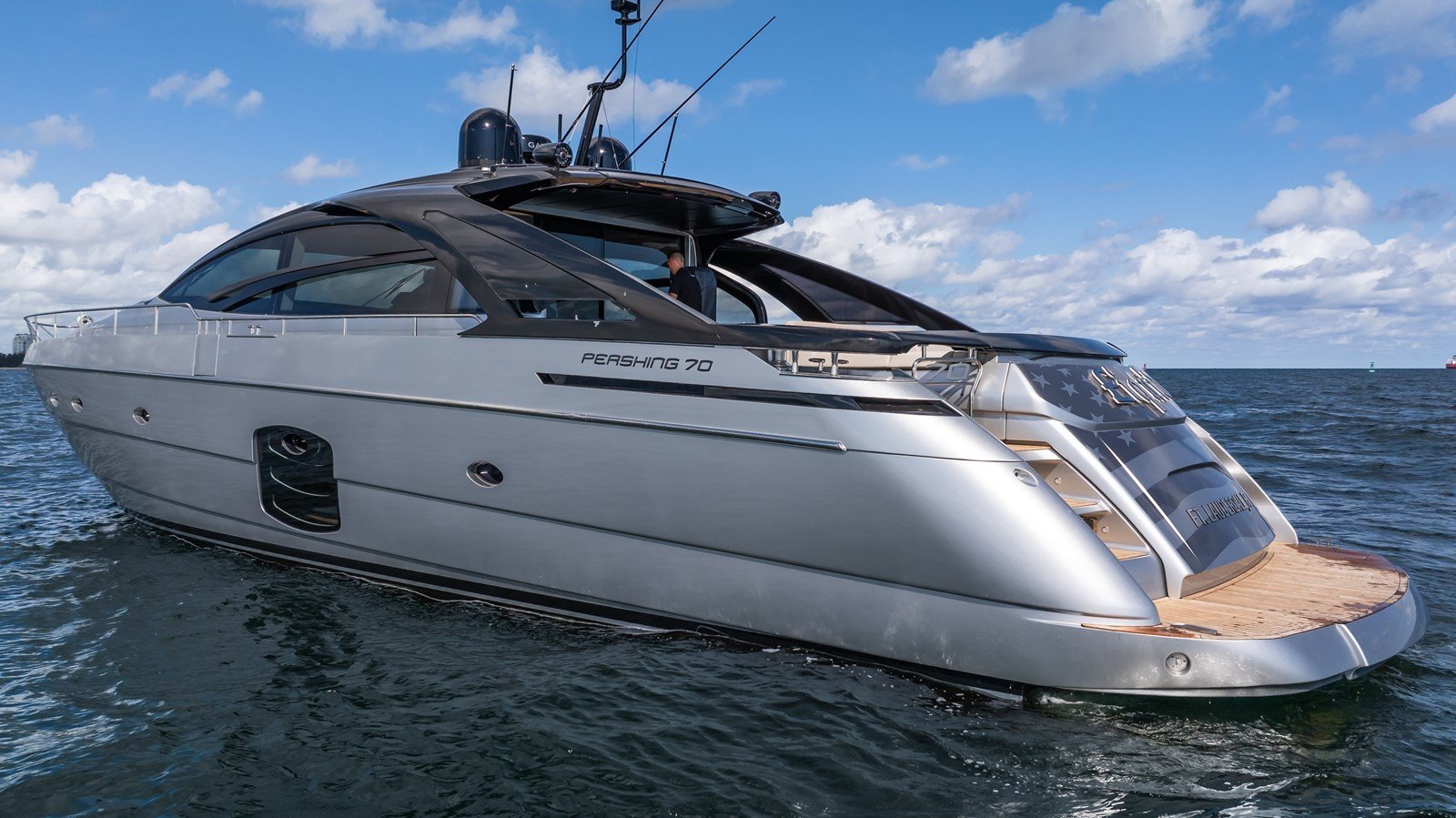 Pershing 70 – photo 8