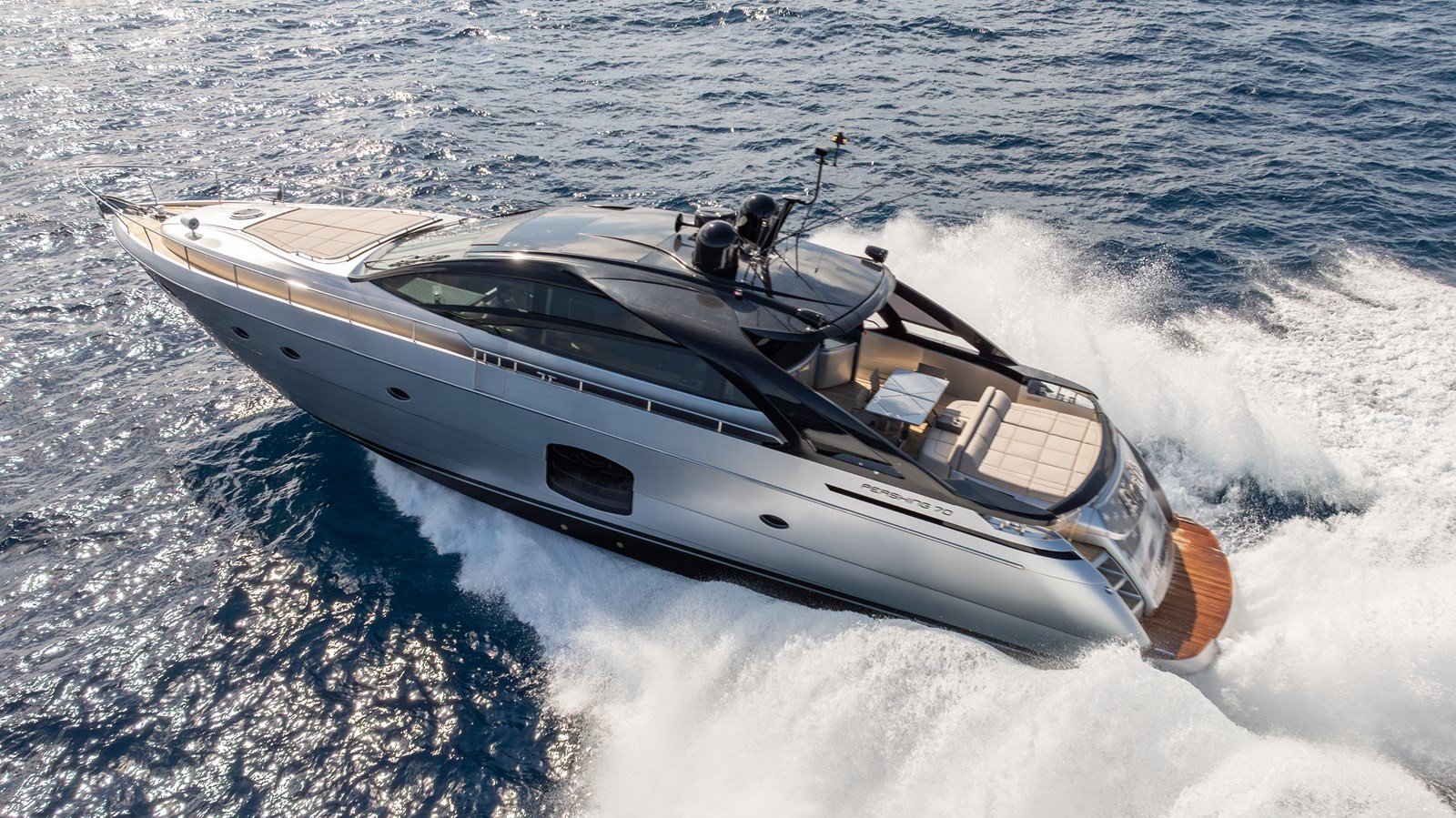 Pershing 70 – photo 15