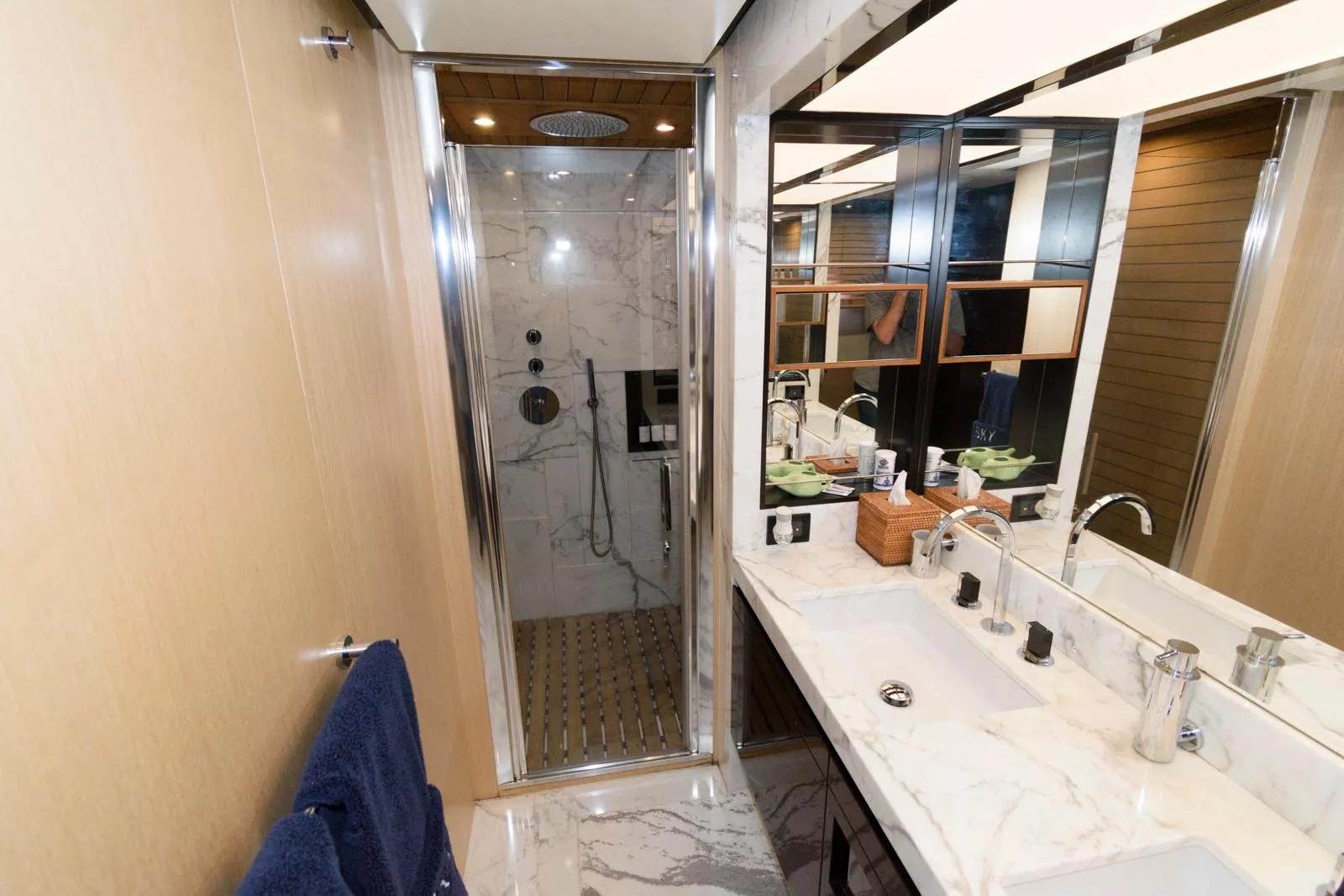 2013 Azimut Yachts 84 Flybridge – photo 8