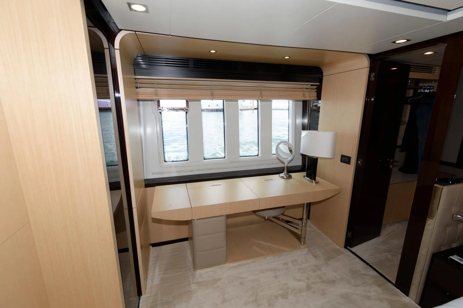 2013 Azimut Yachts 84 Flybridge – photo 9