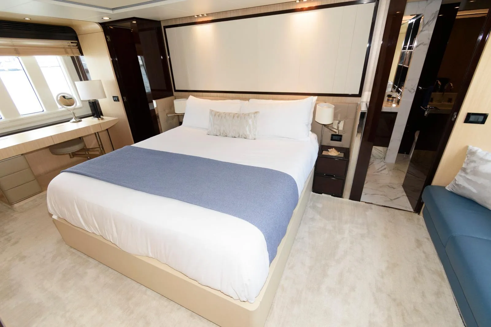 2013 Azimut Yachts 84 Flybridge – photo 10