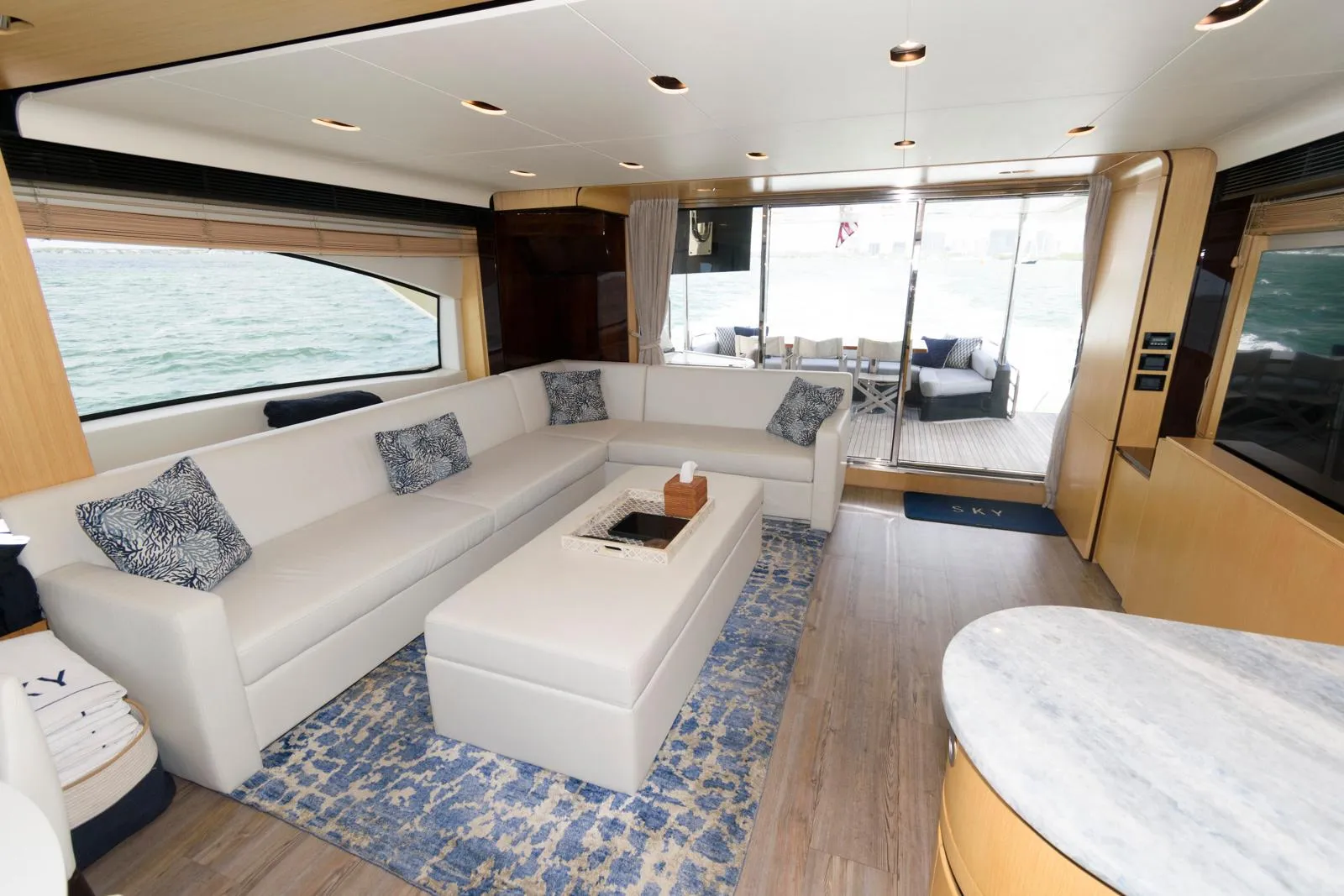 2013 Azimut Yachts 84 Flybridge – photo 13