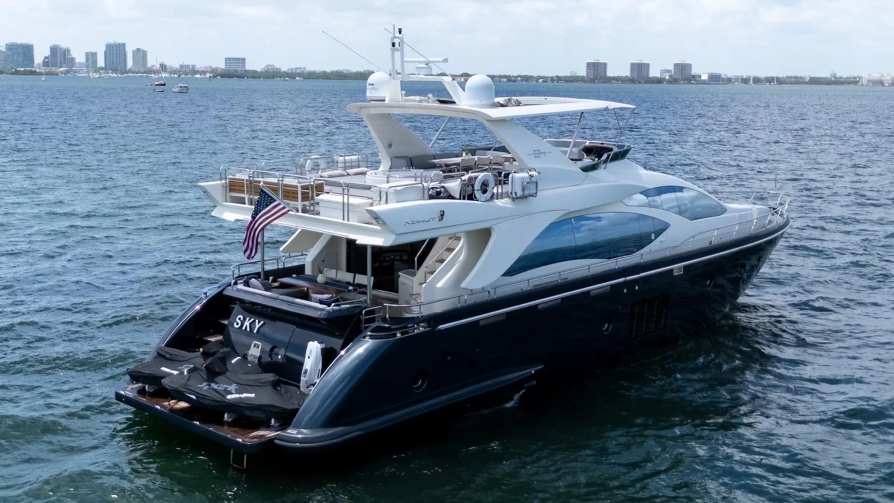 2013 Azimut Yachts 84 Flybridge – photo 32