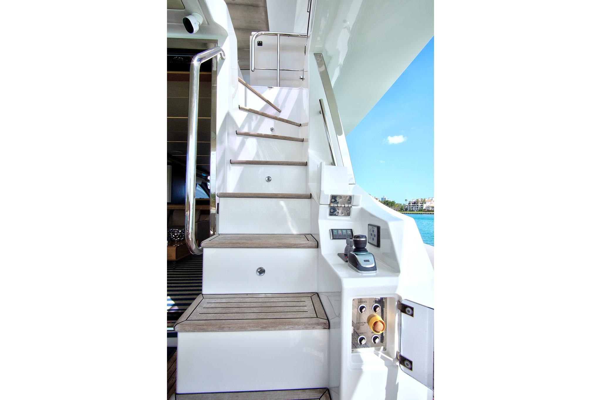Azimut 72 Flybridge – photo 14