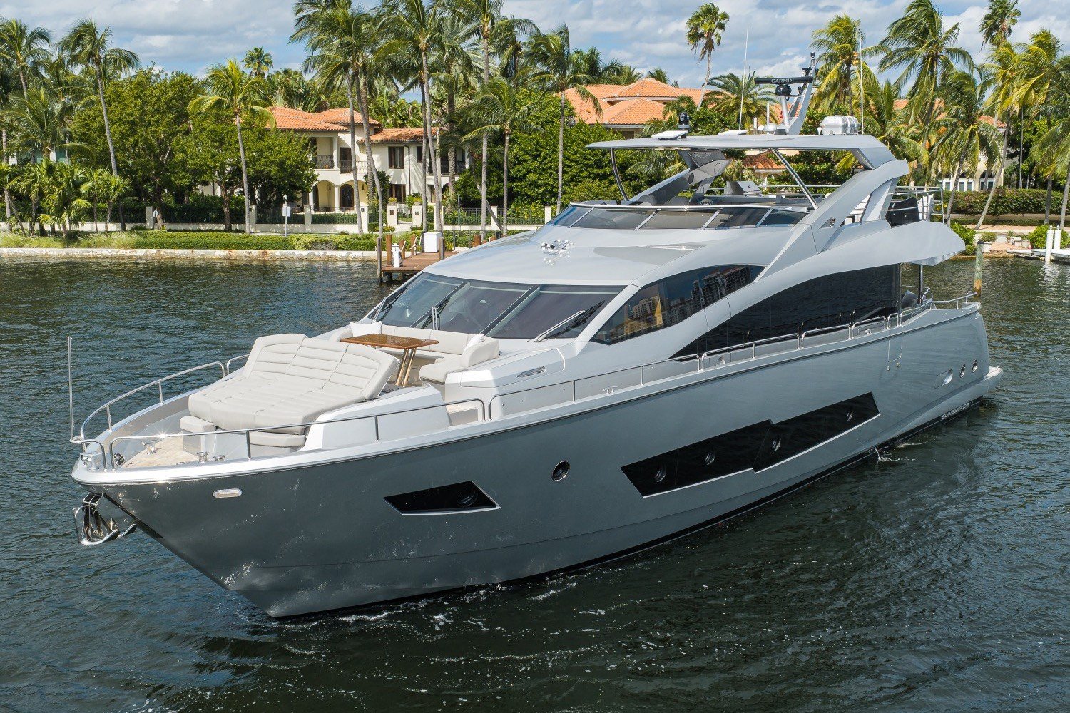 Sunseeker 86 Yacht – photo 2