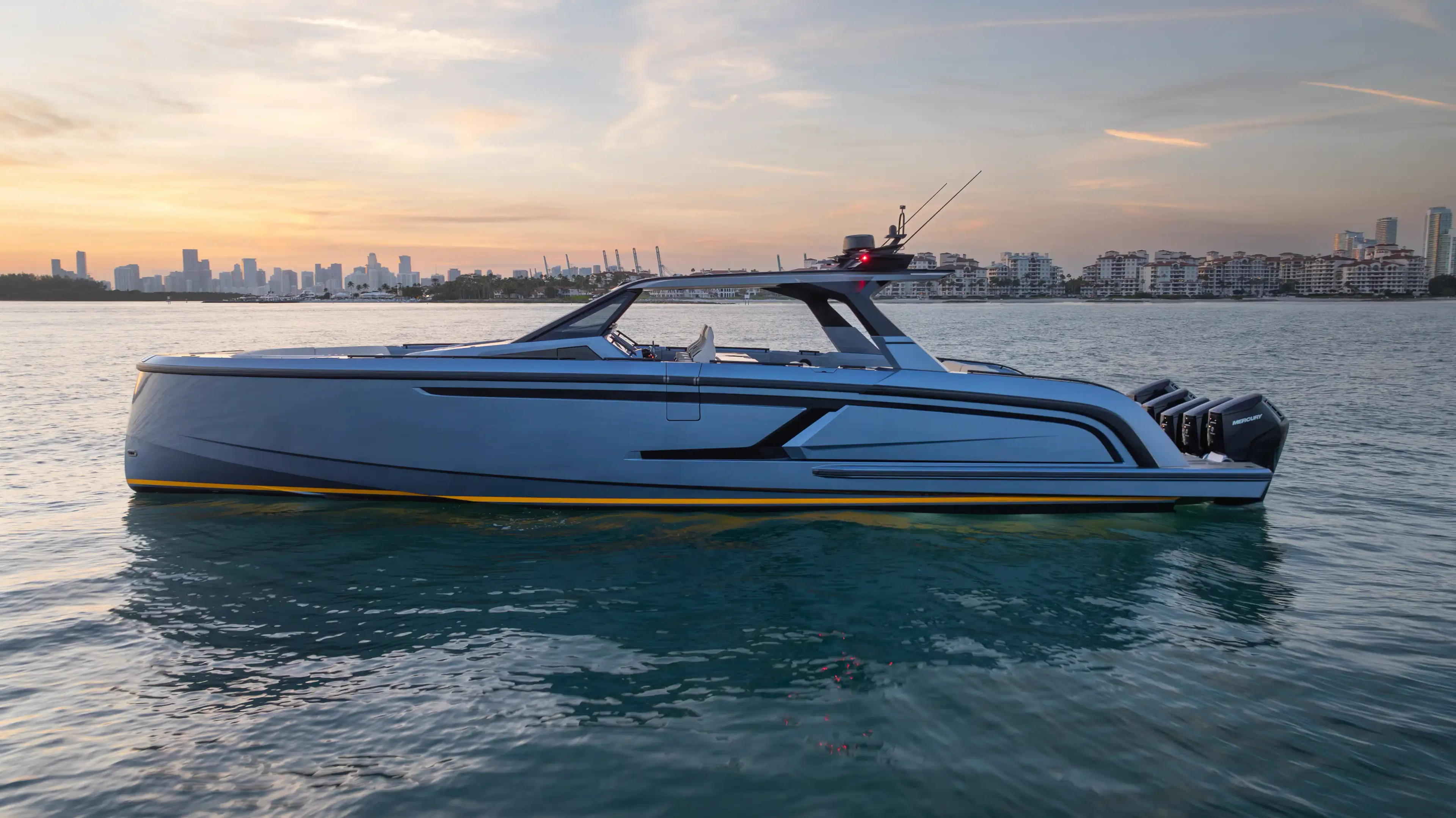 2025 Vanquish Yachts VQ55 Sports Line Outboard – photo 5