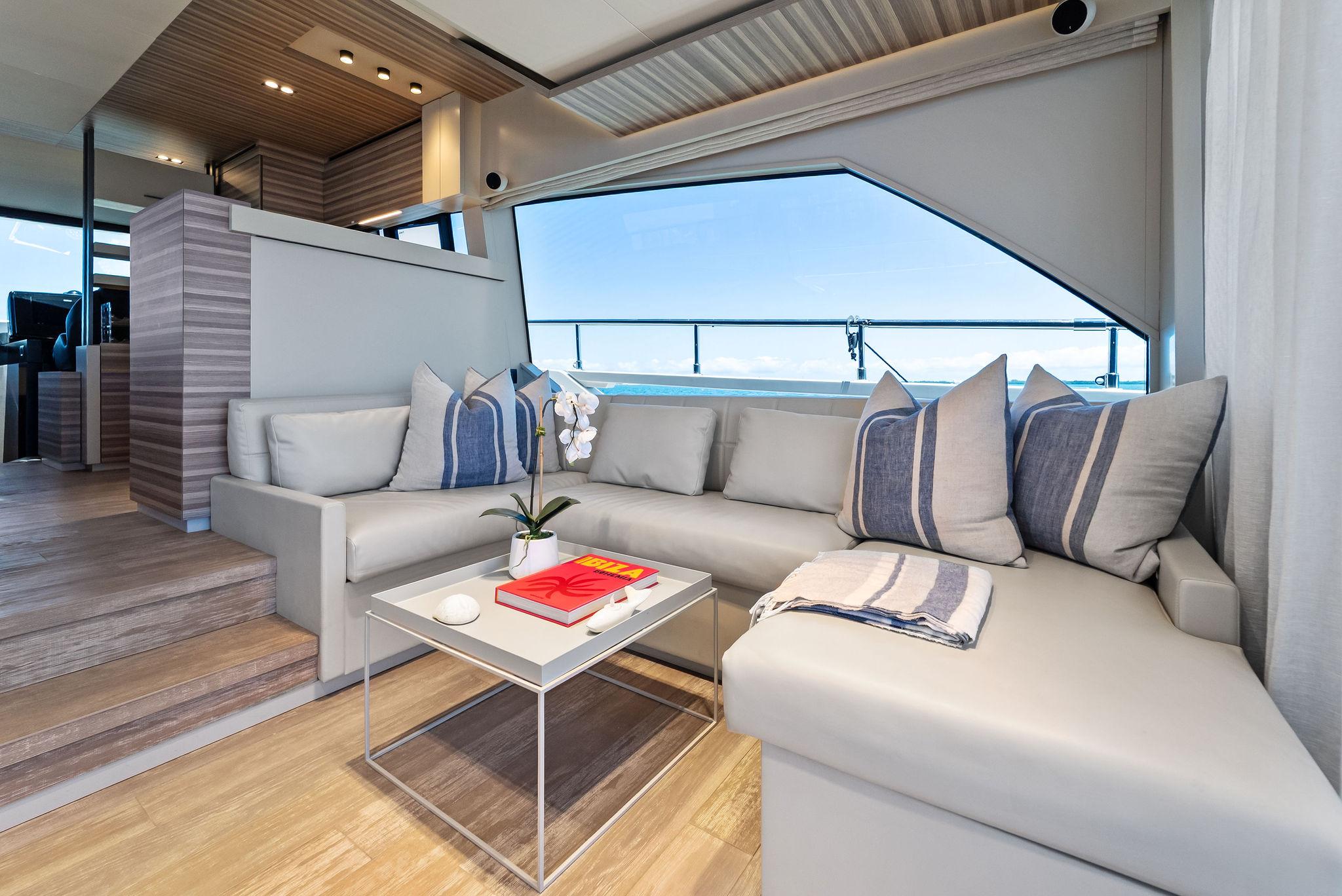 2023 Ferretti Yachts 670 – photo 30