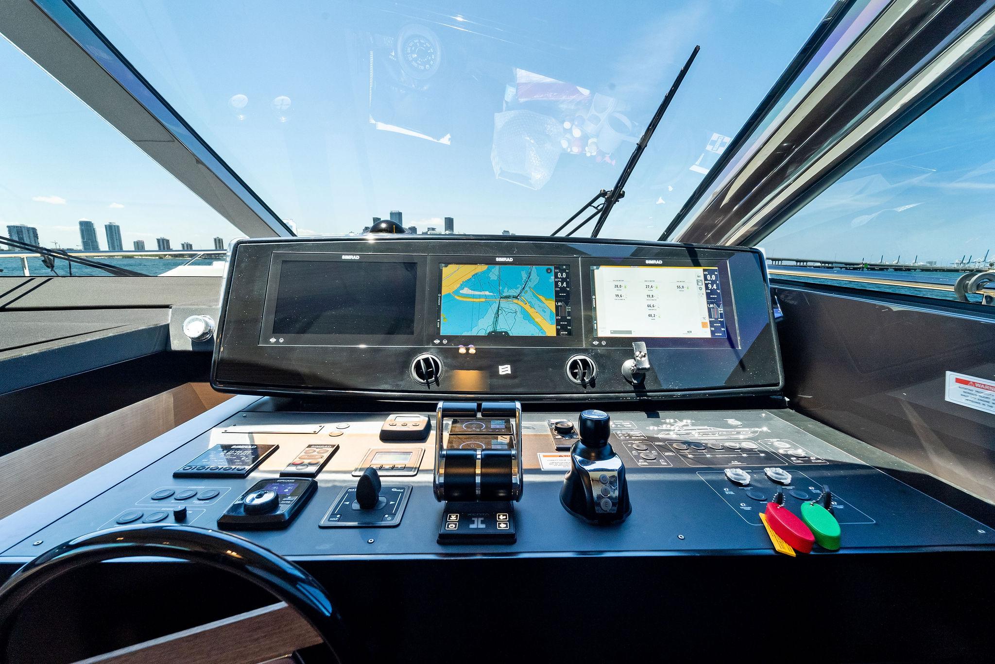 2023 Ferretti Yachts 670 – photo 34