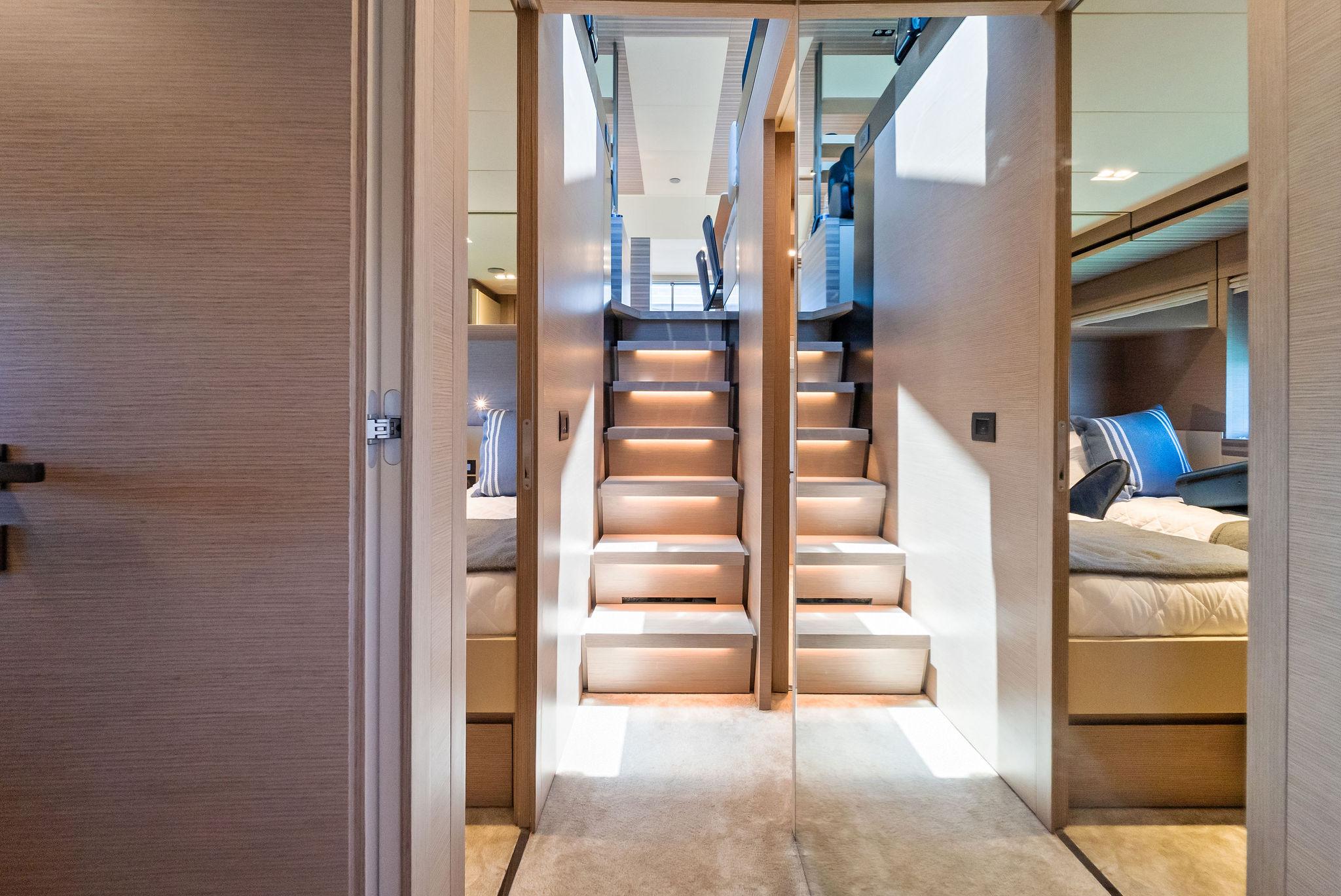 2023 Ferretti Yachts 670 – photo 39