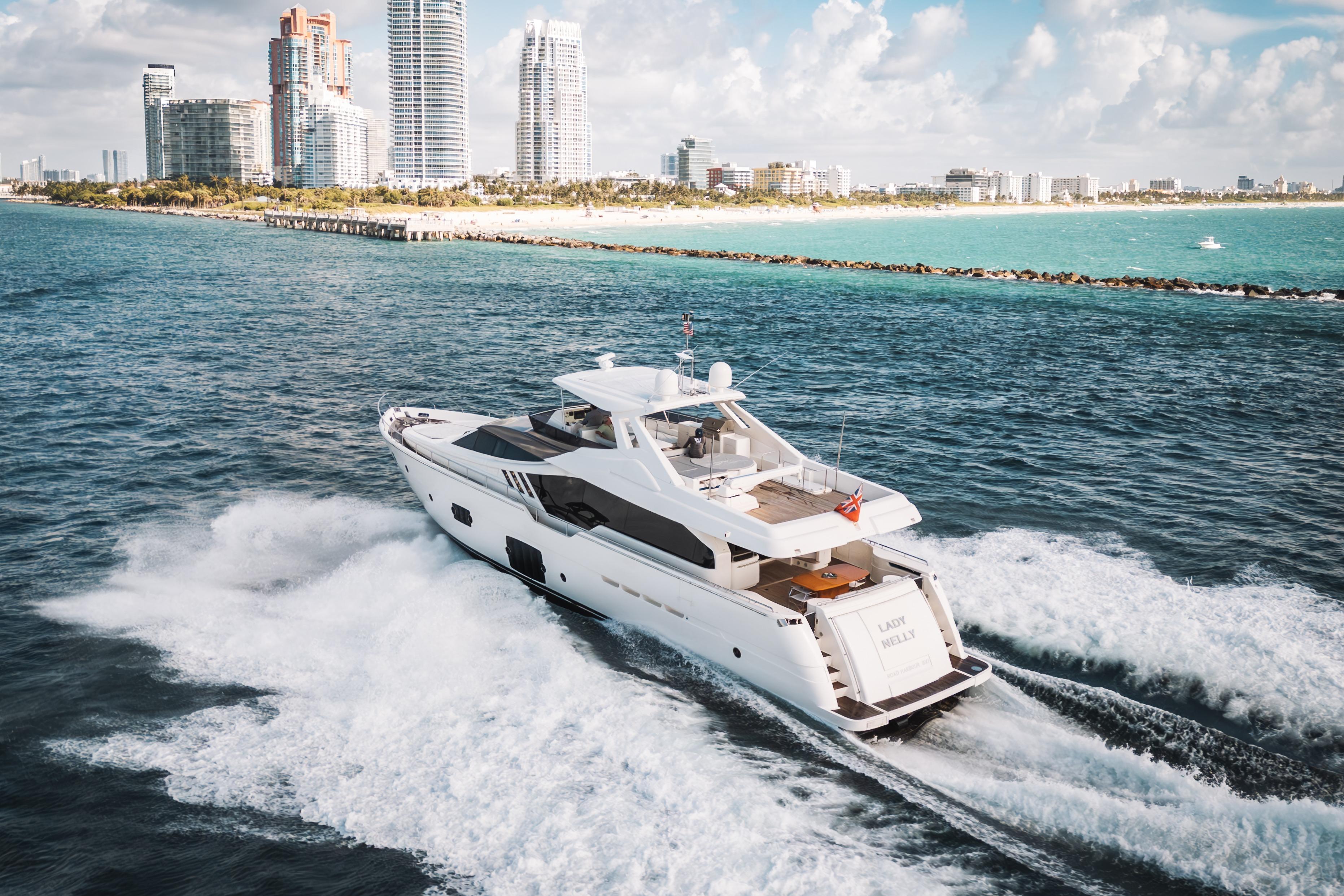 2014 Ferretti 870 – photo 7