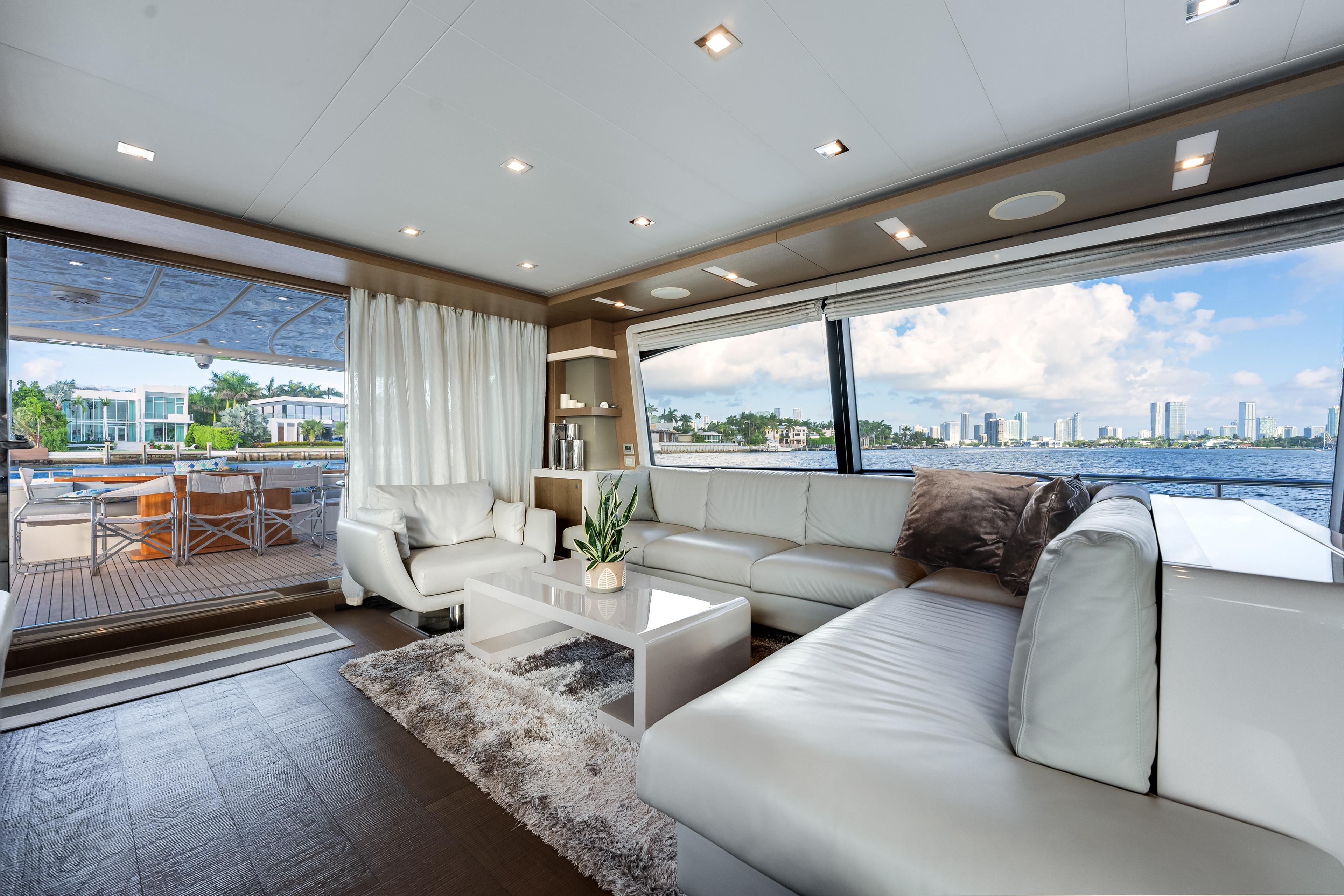 2014 Ferretti 870 – photo 46