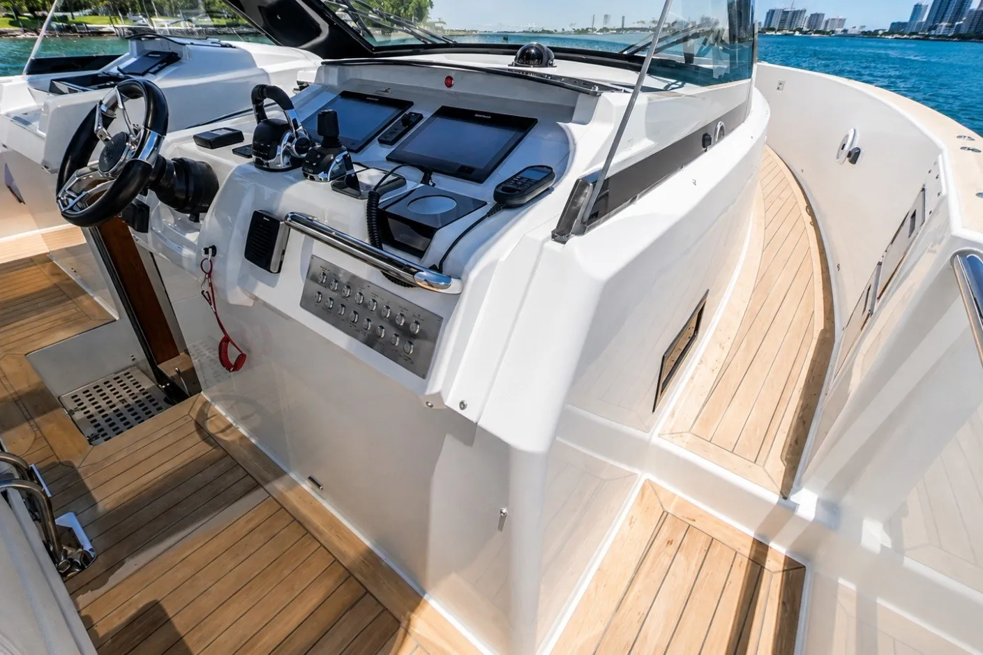 2017 Fjord 48 Open – photo 8