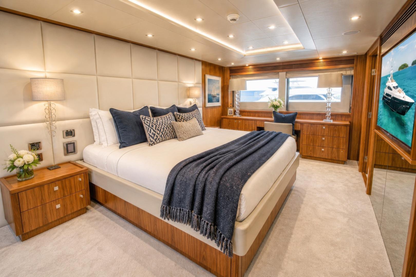 2014 Sunseeker 131 – photo 12
